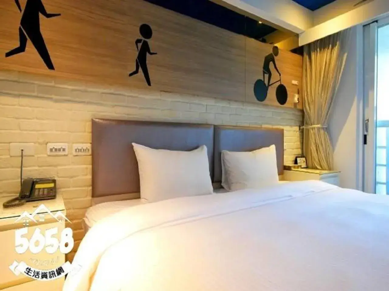 Bed in R8 Eco Hotel