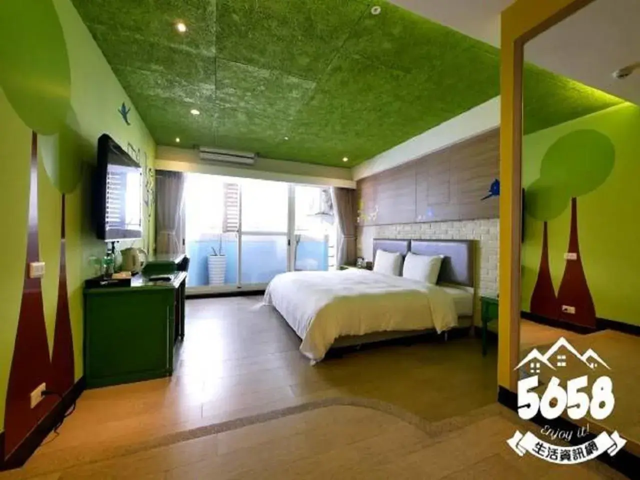 R8 Eco Hotel