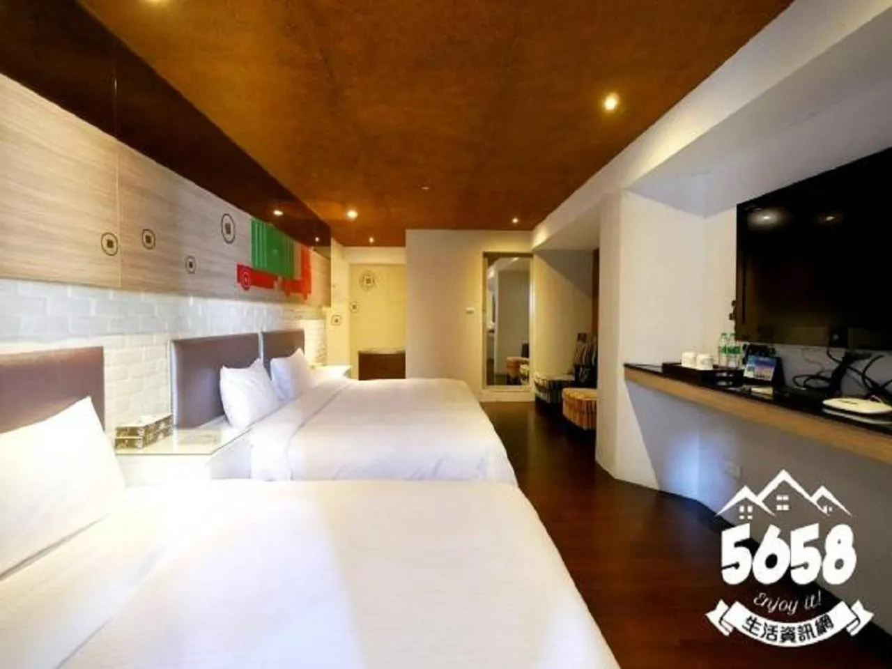 Bed in R8 Eco Hotel