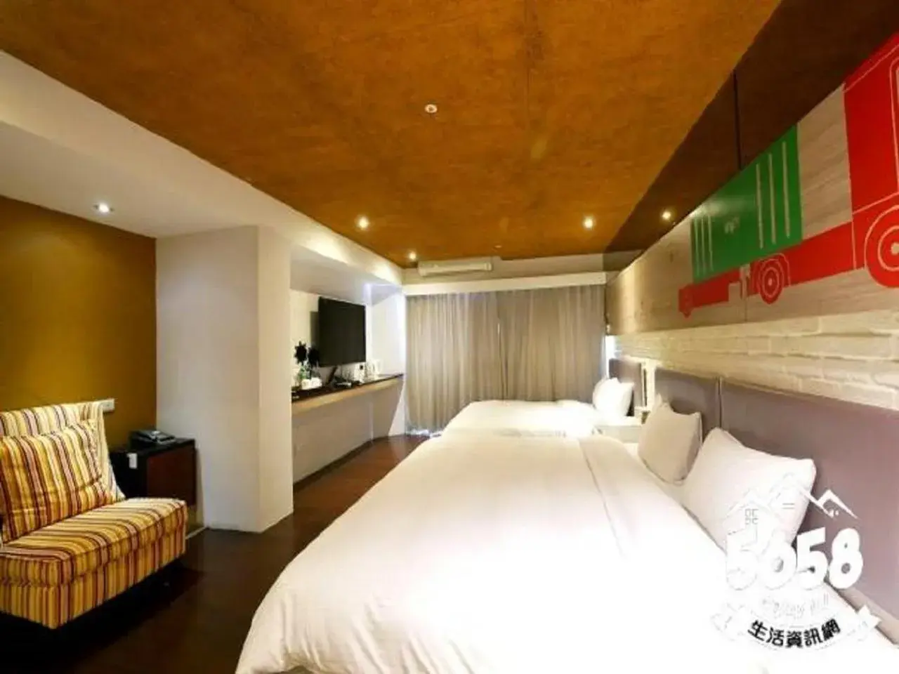 Bed in R8 Eco Hotel