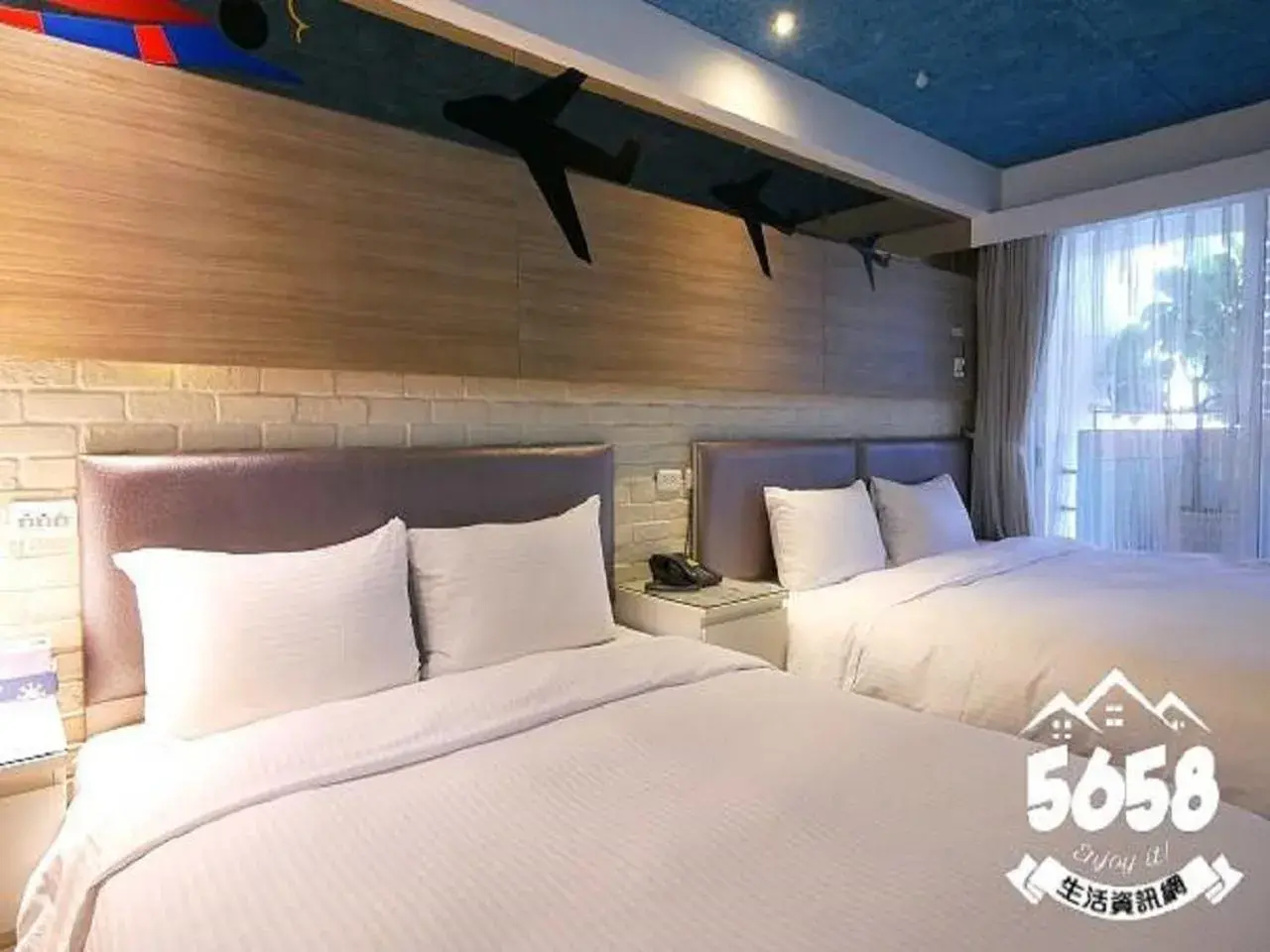 Bed in R8 Eco Hotel