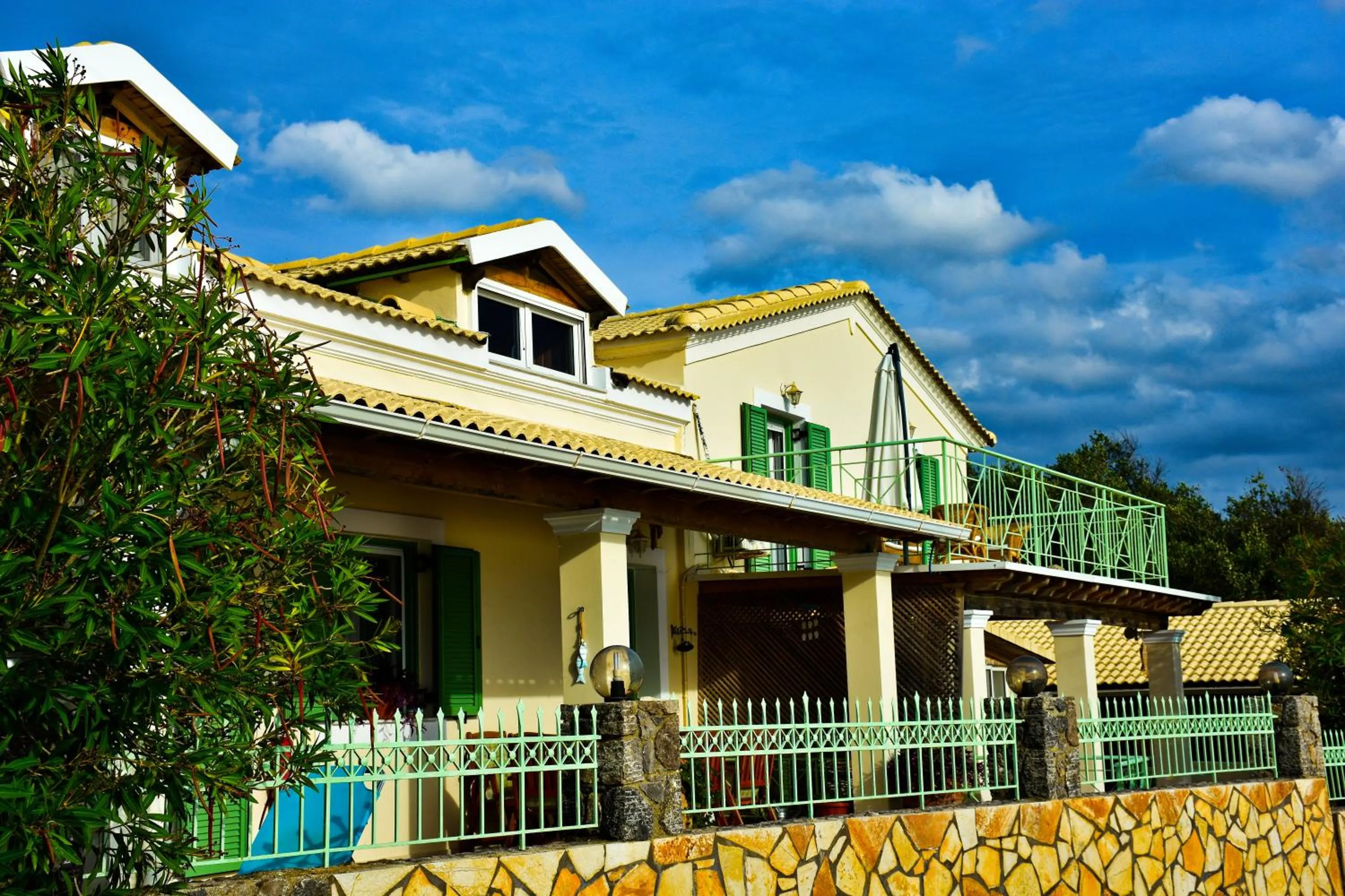 Property building in Delfini Resort