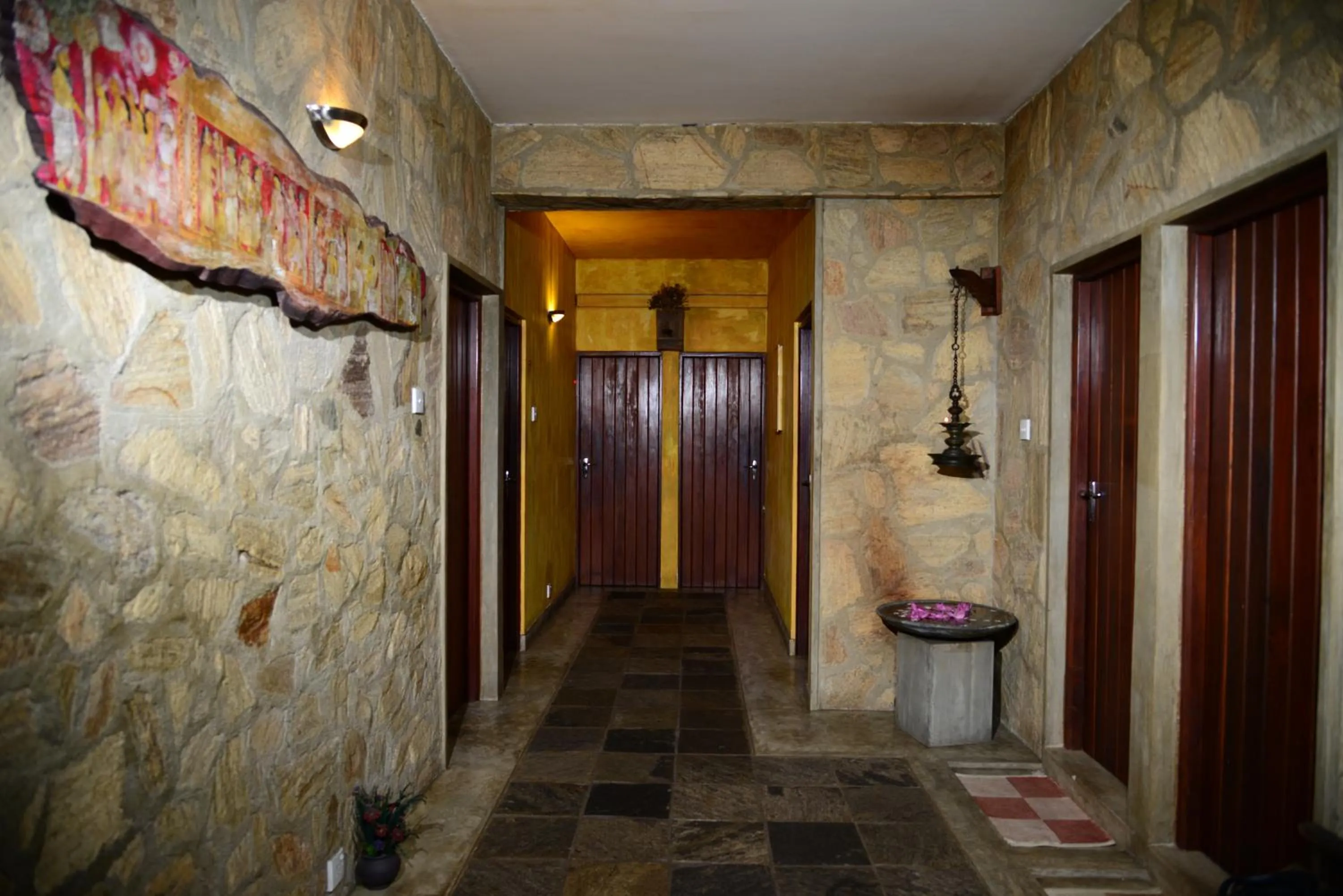 Massage in The Royal Mall