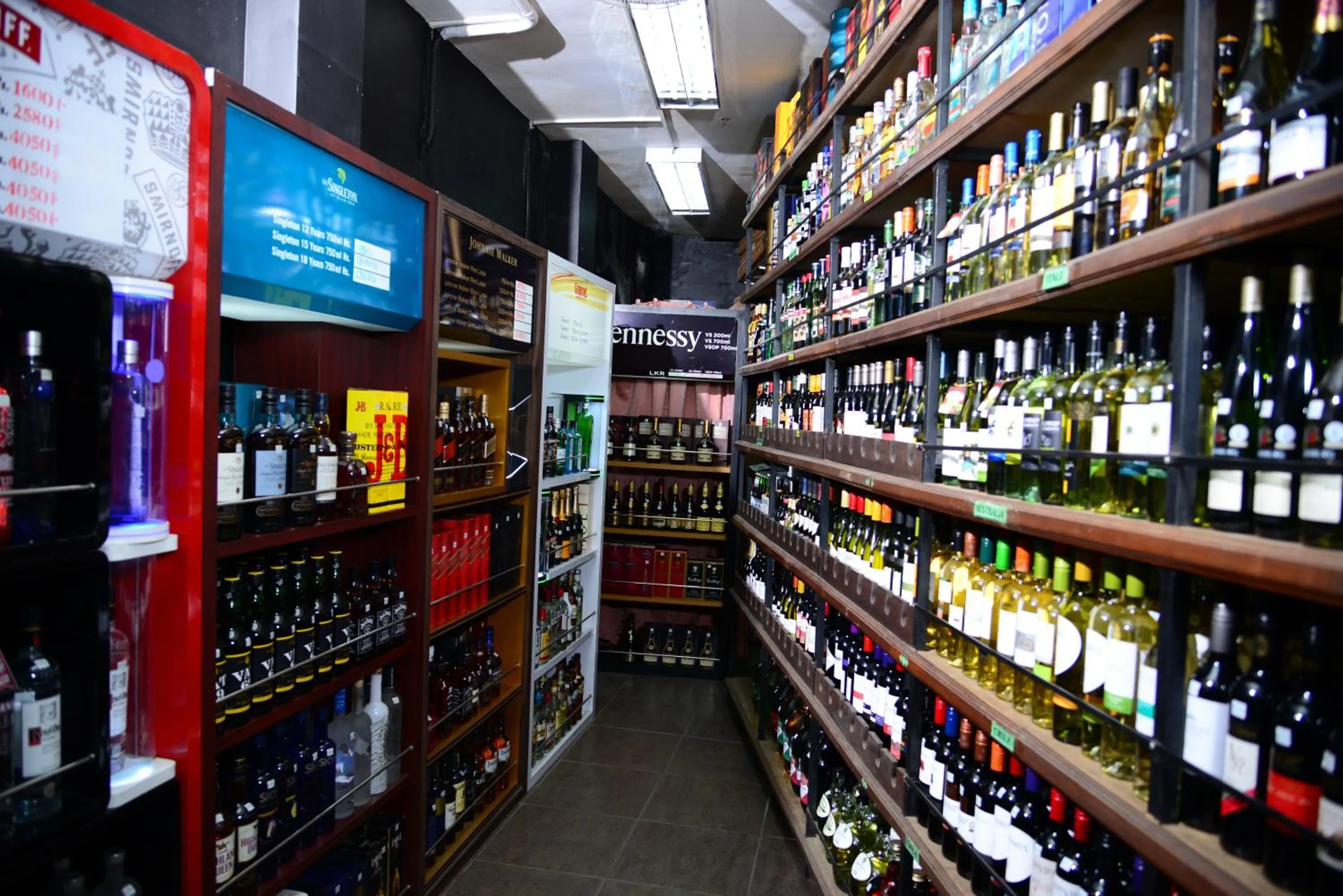 Alcoholic drinks in The Royal Mall