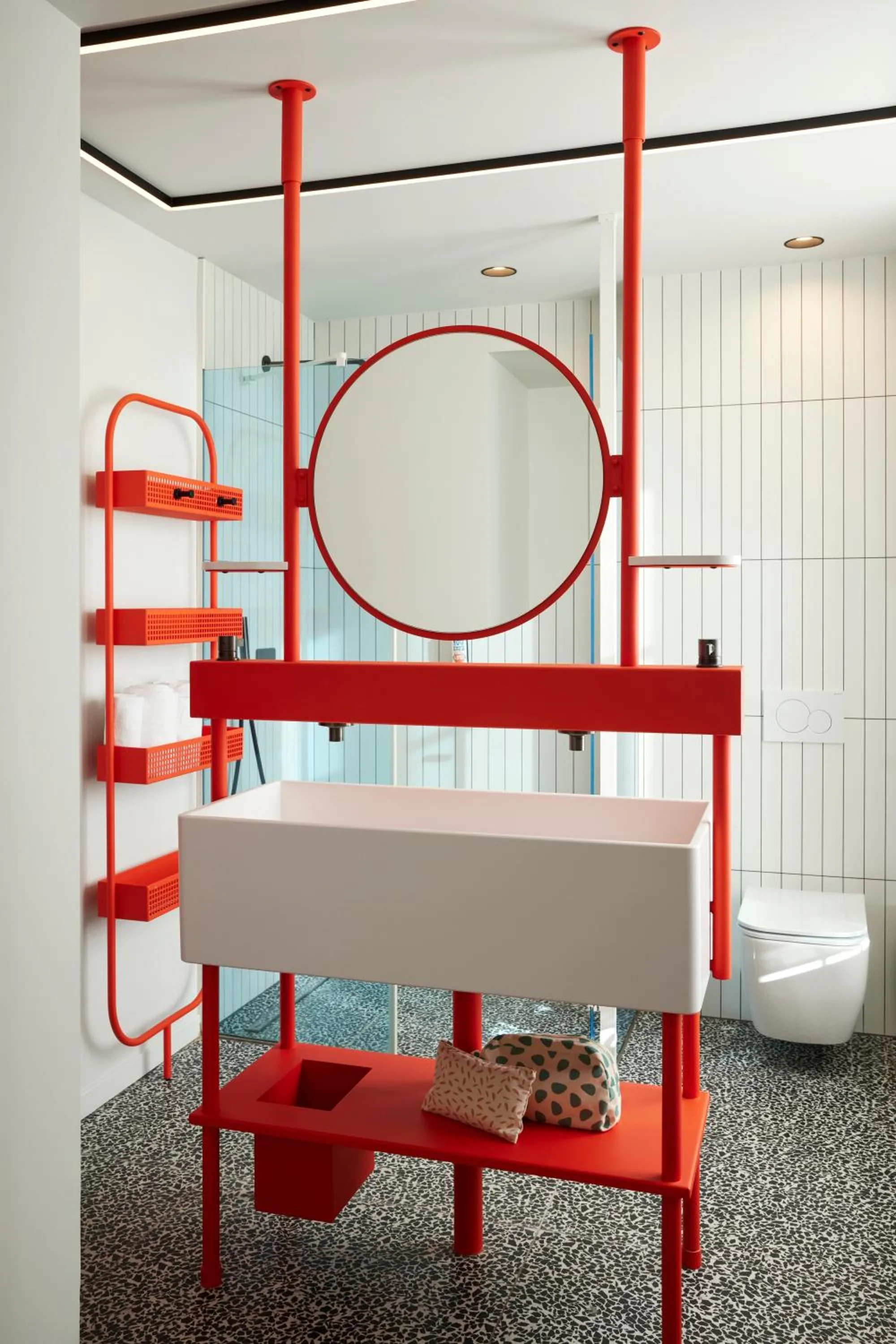 Shower, Bed in You Hotel Deauville - Handwritten Collection