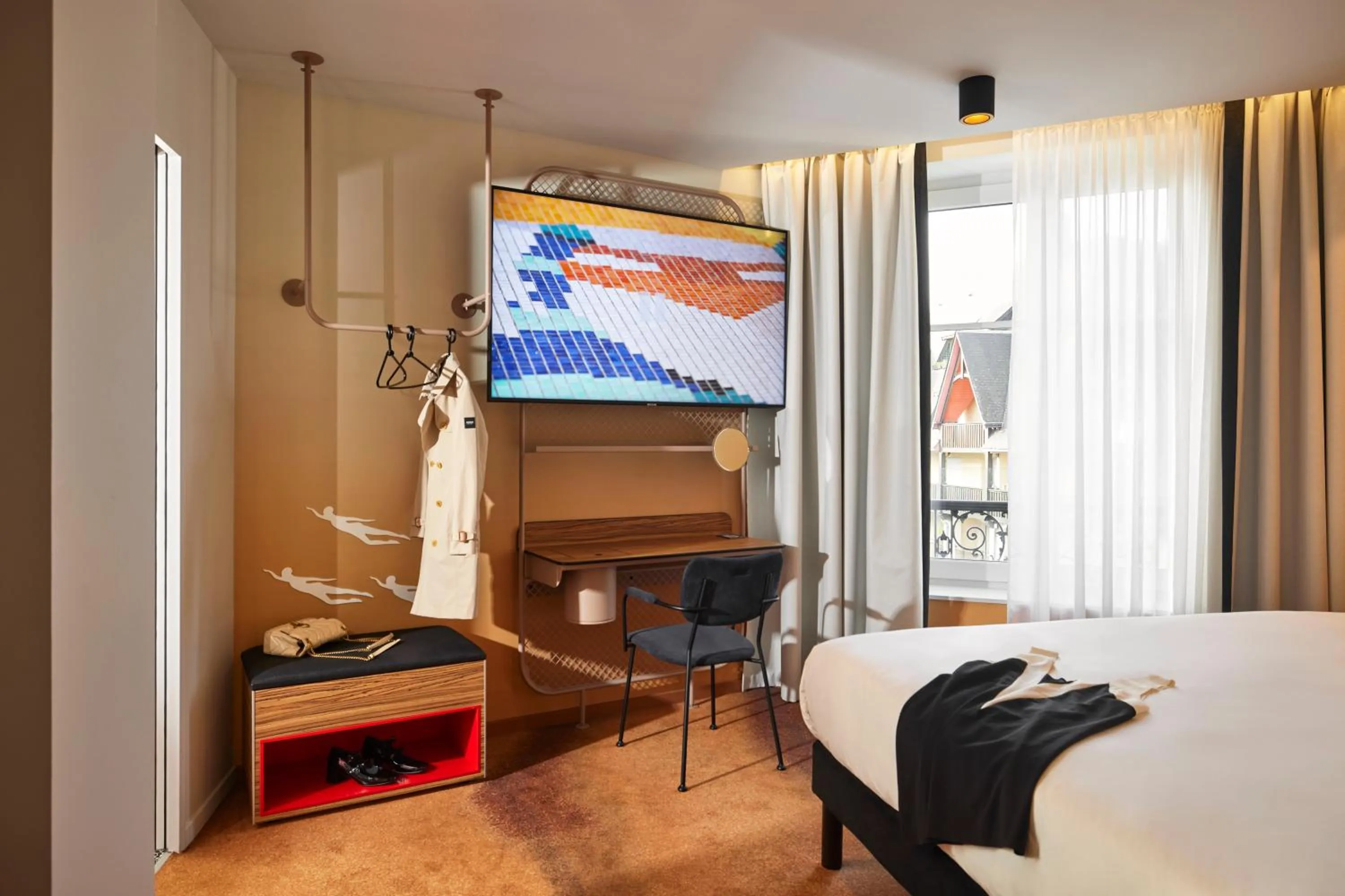 Bed in You Hotel Deauville - Handwritten Collection