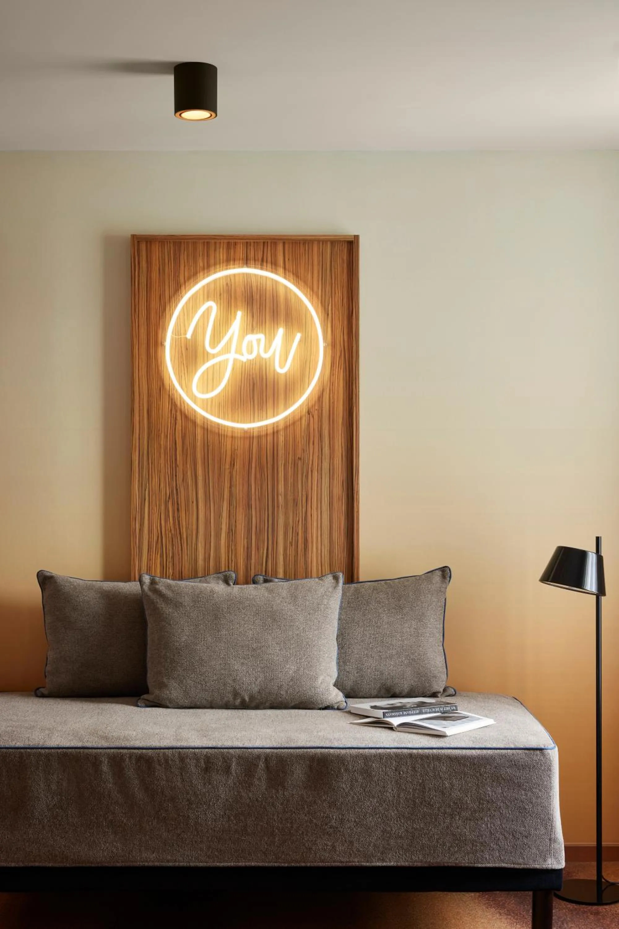 Bed in You Hotel Deauville - Handwritten Collection