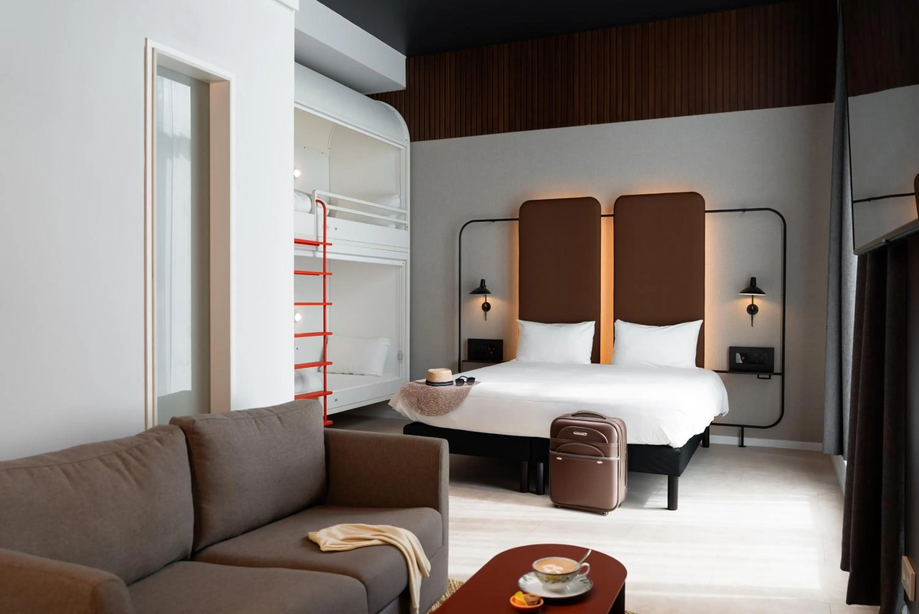 Bed in You Hotel Deauville - Handwritten Collection