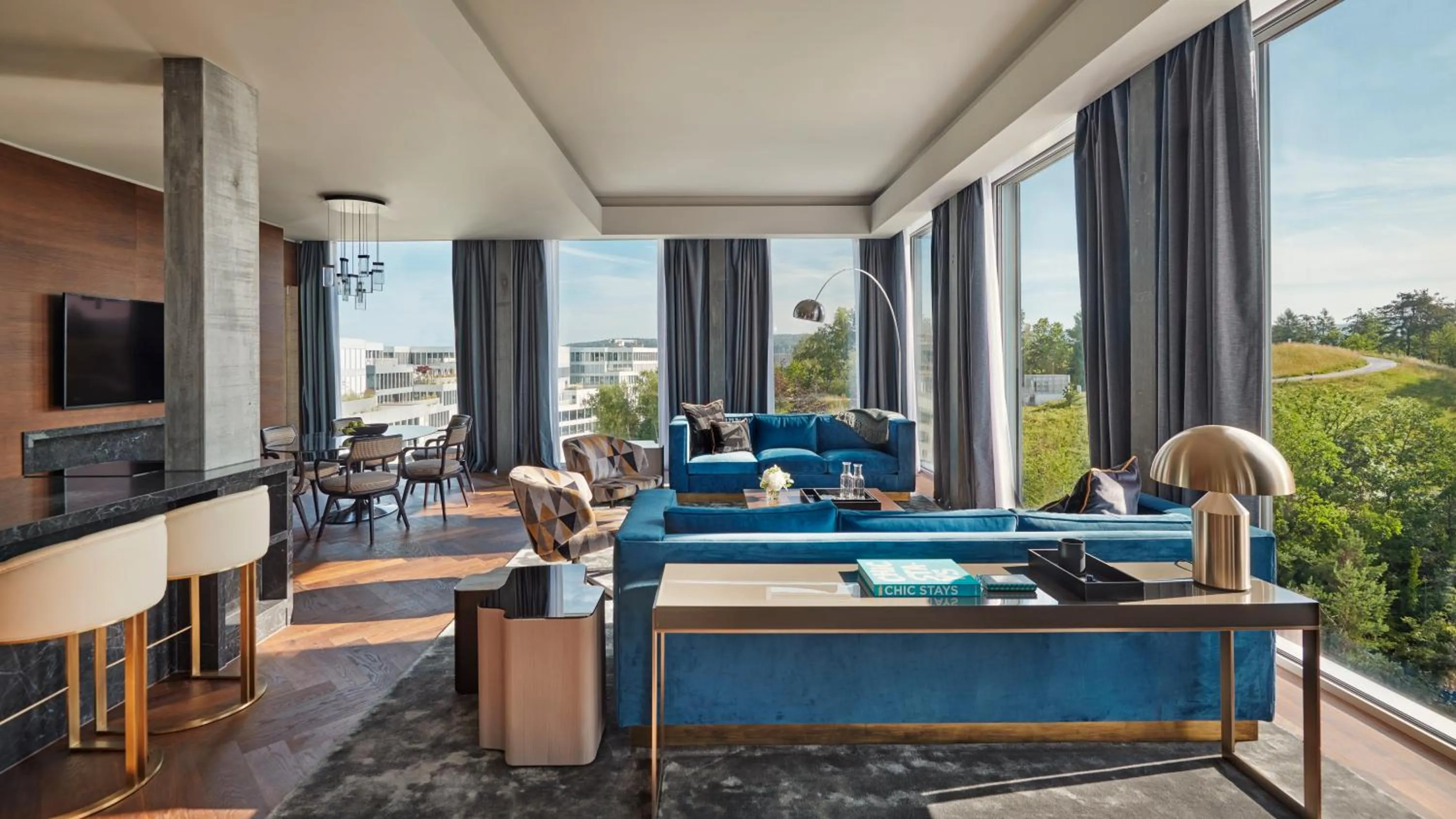 Day in Hyatt Regency Zurich Airport Circle