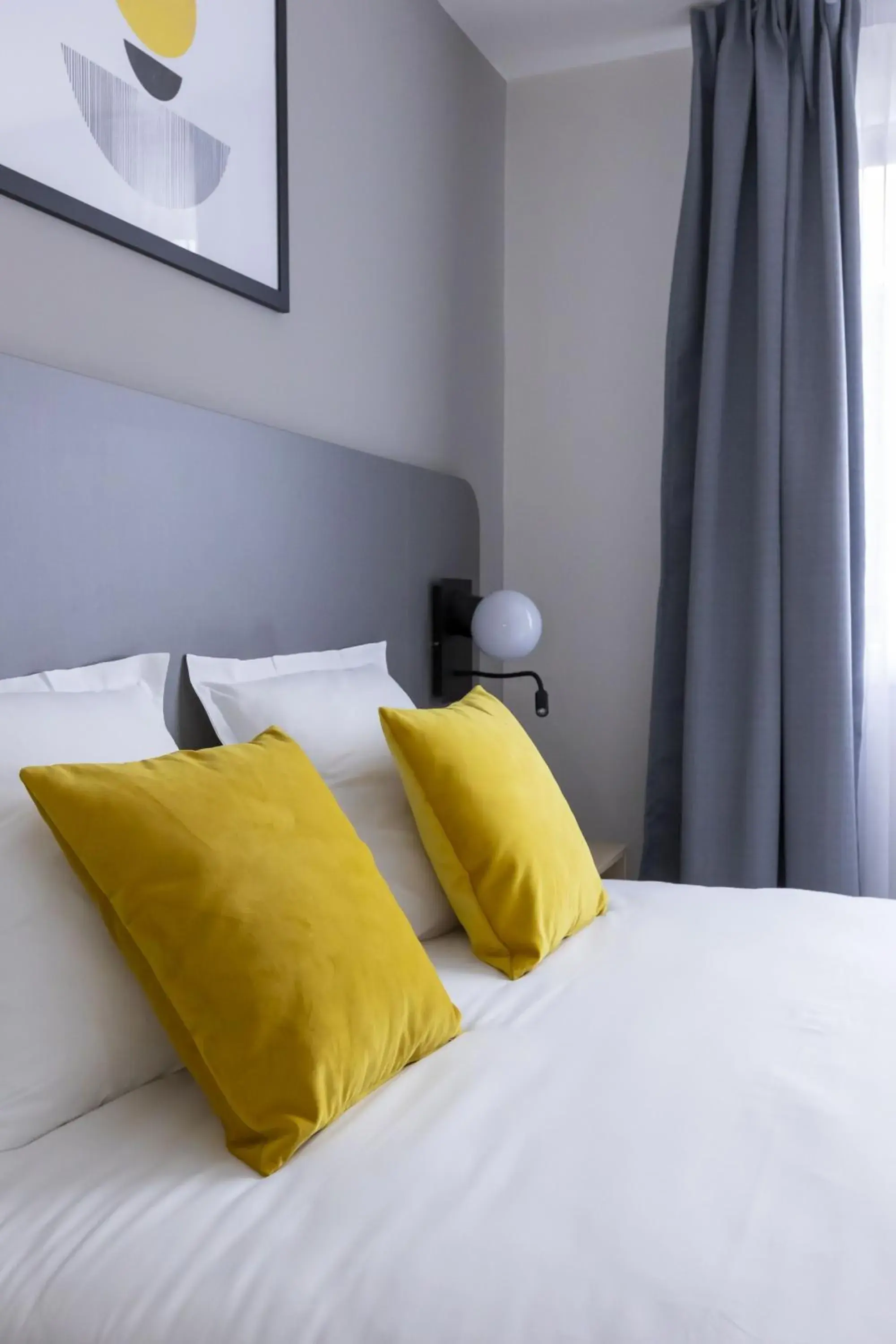 Bedroom, Bed in Appart Hotel Odalys City Strasbourg Green Marsh Bedroom, Bed in Appart Hotel Odalys City Strasbourg Green Marsh