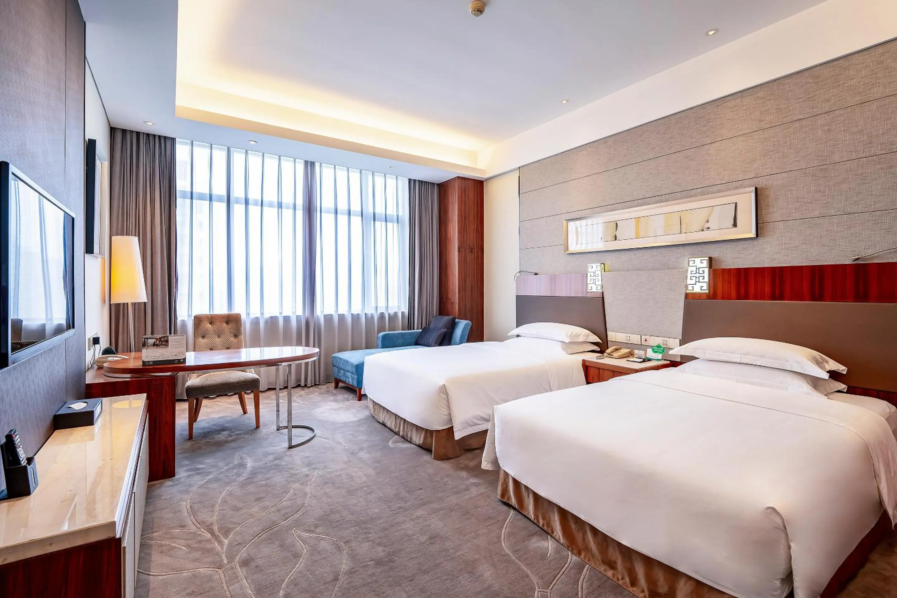 Bed in Jinling Grand Hotel