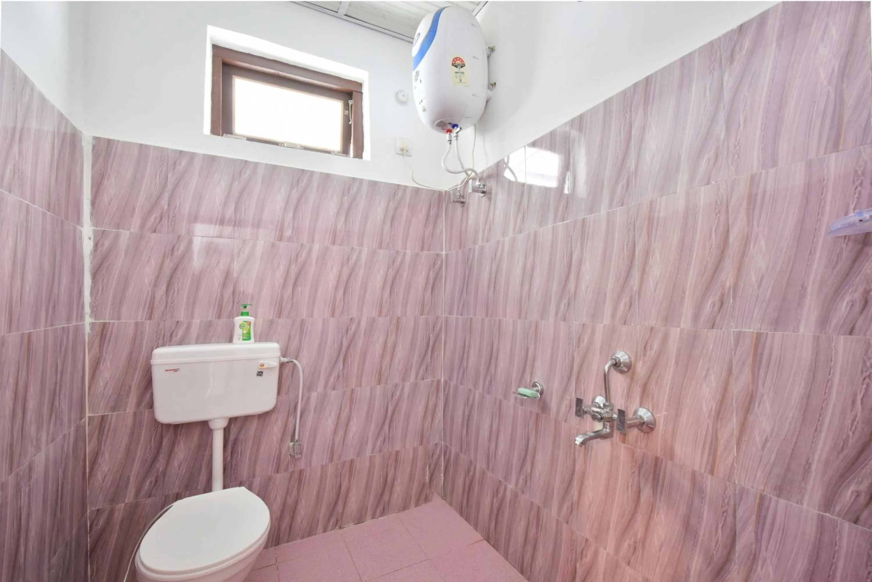 Bathroom in Zostel Rajgundha