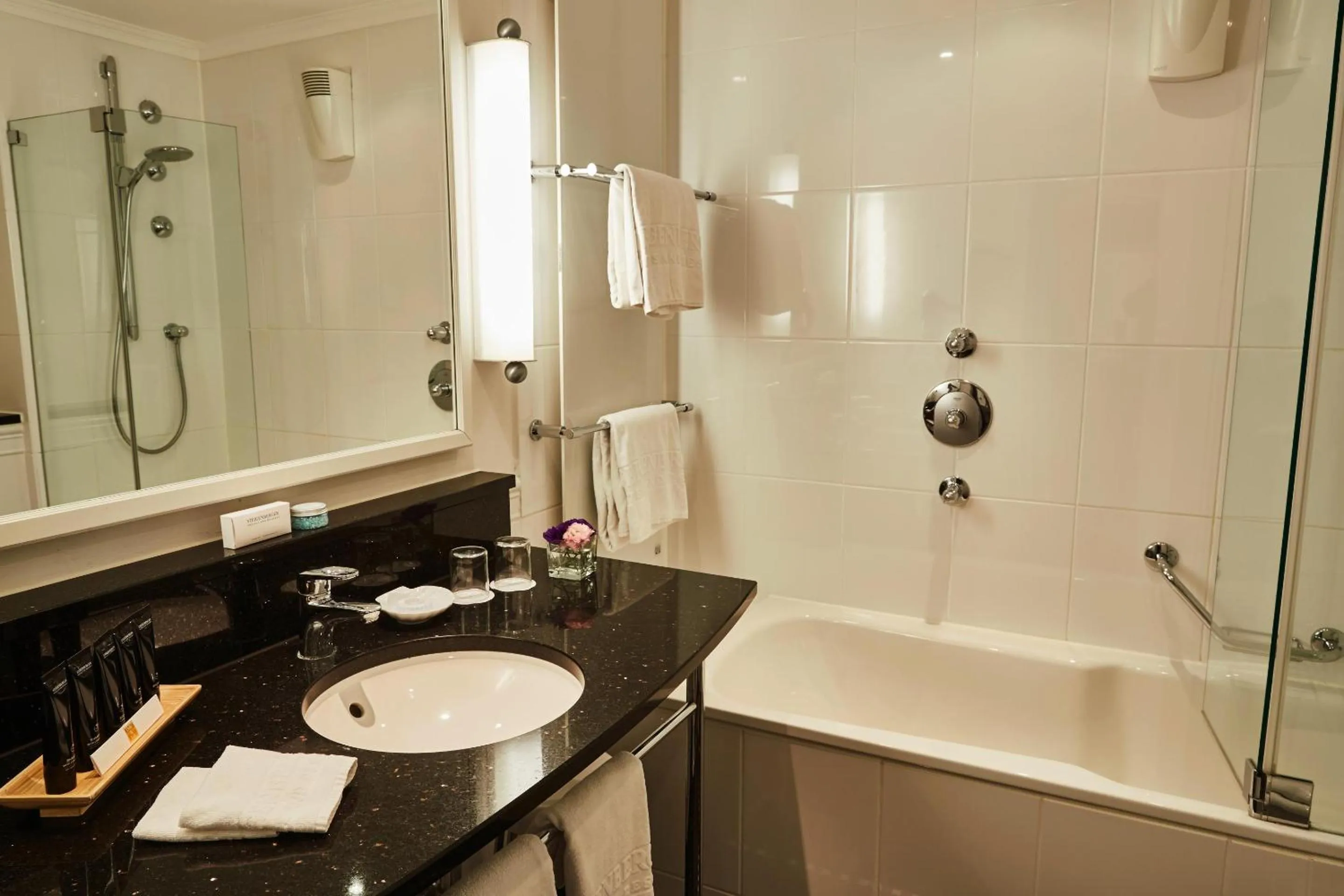 Photo of the whole room in Steigenberger Inselhotel