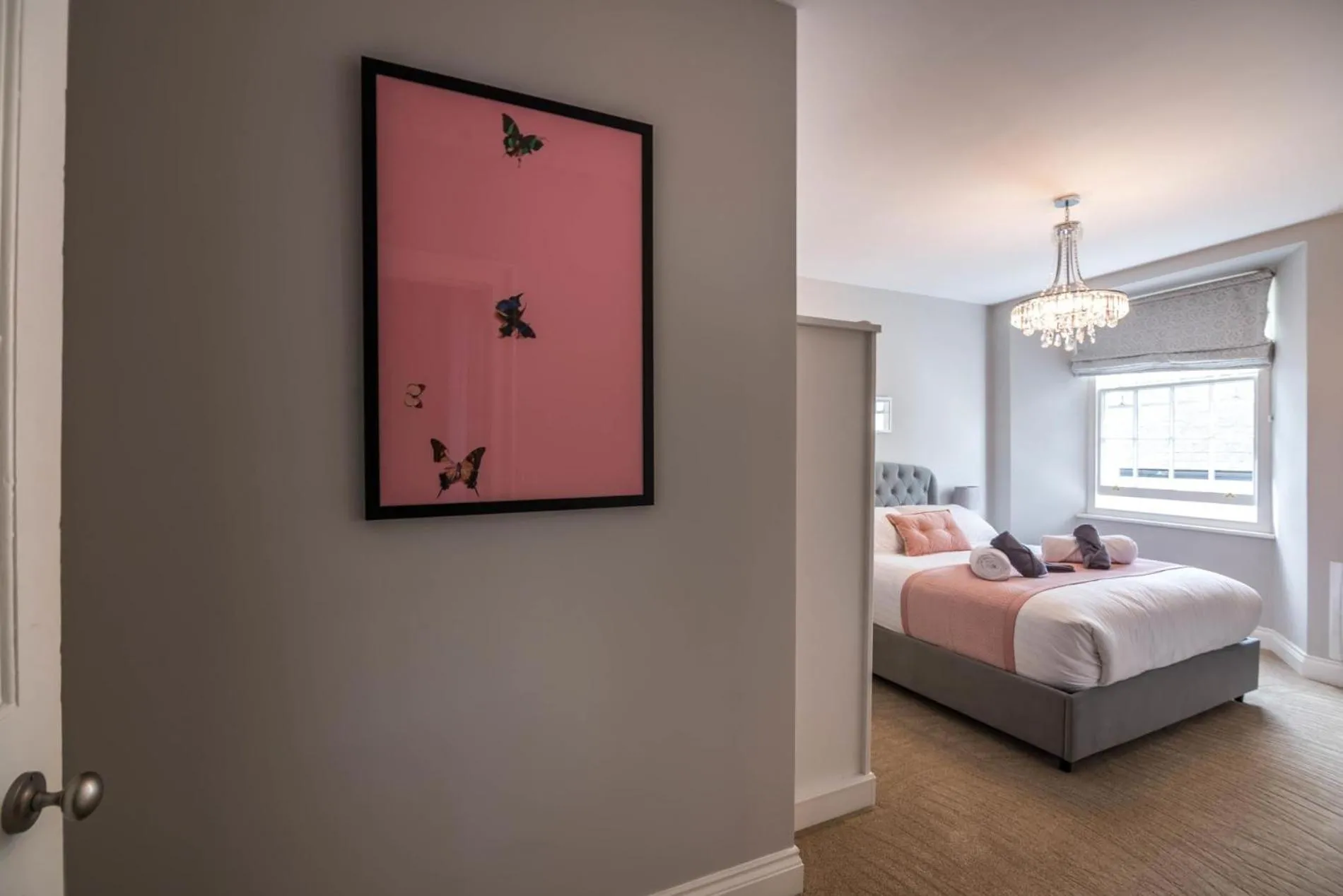 Floor plan, Bed in Lady Tenby - 2 Bedroom Apartment - Tenby (Windsor House)