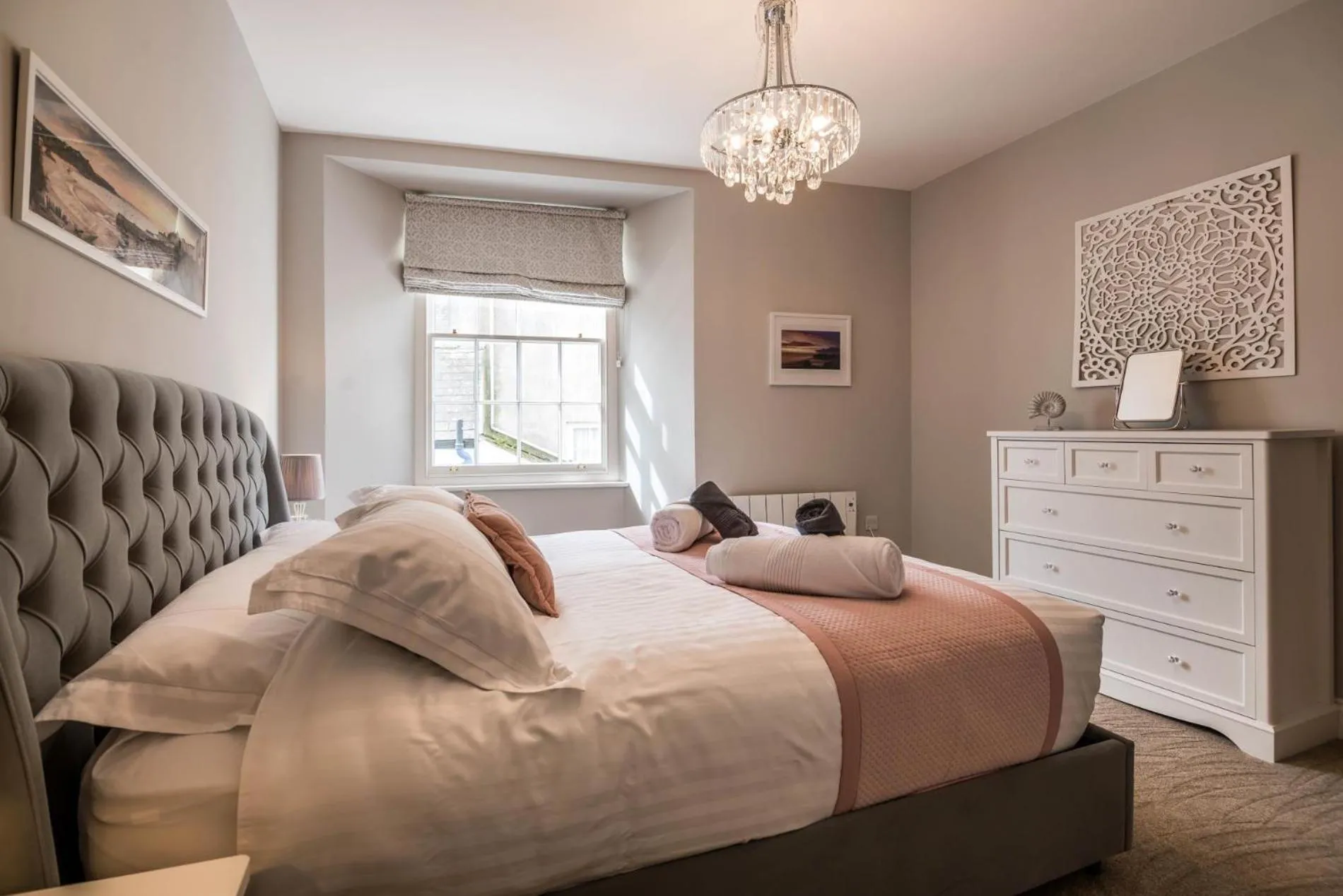 Floor plan, Bed in Lady Tenby - 2 Bedroom Apartment - Tenby (Windsor House)