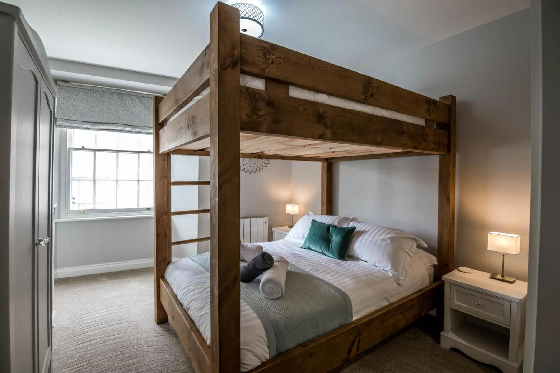 Floor plan, Bed in Lady Tenby - 2 Bedroom Apartment - Tenby (Windsor House)