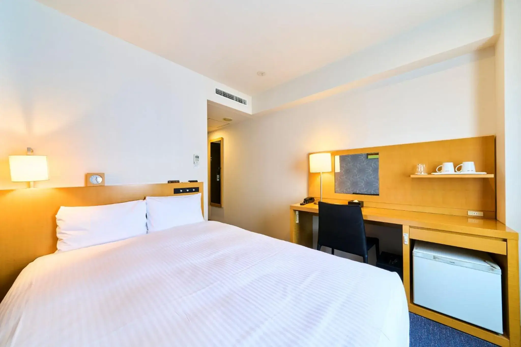 Photo of the whole room, Bed in Richmond Hotel Tokyo Shiba Photo of the whole room, Bed in Richmond Hotel Tokyo Shiba