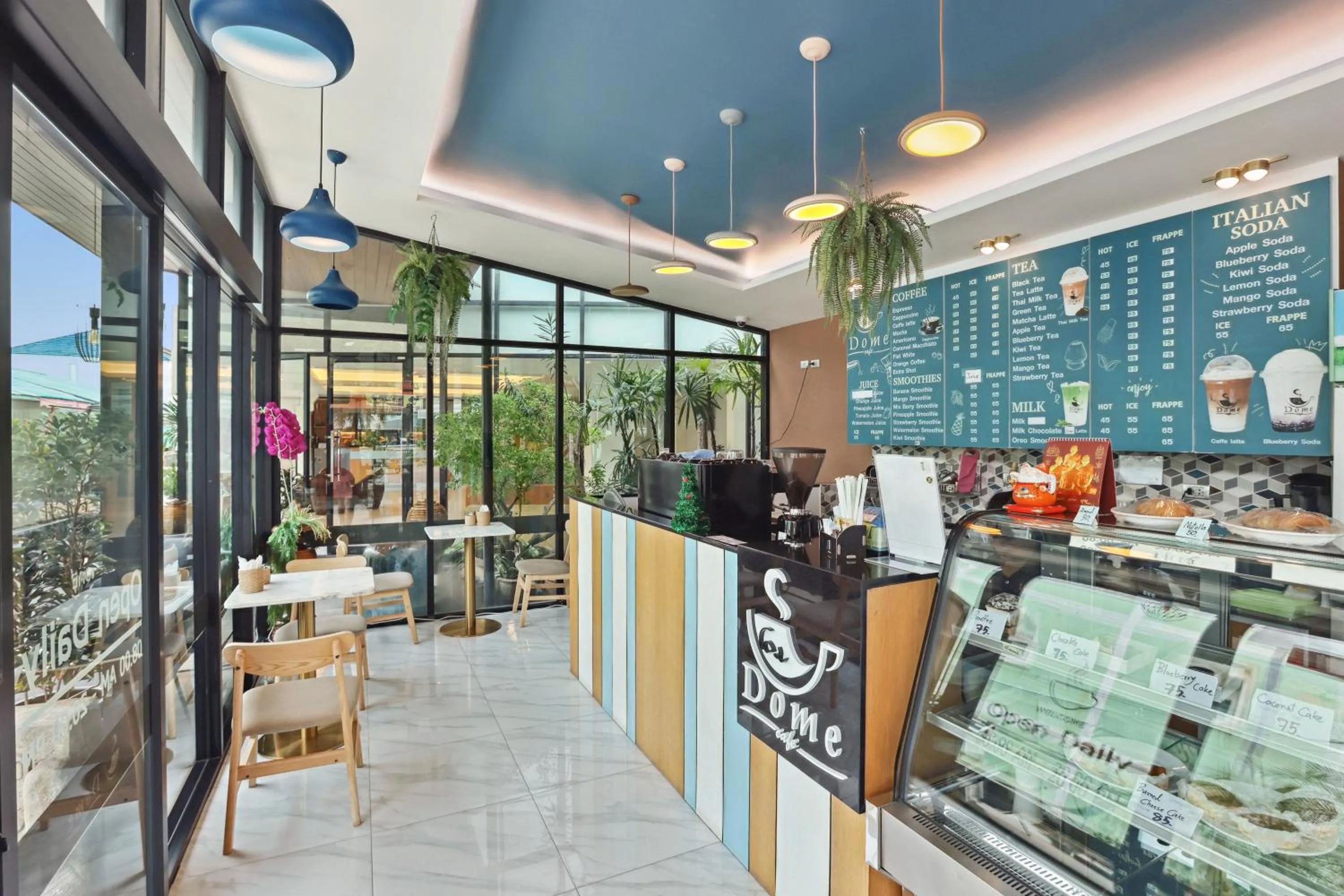 Restaurant/places to eat in Dome Kata Resort