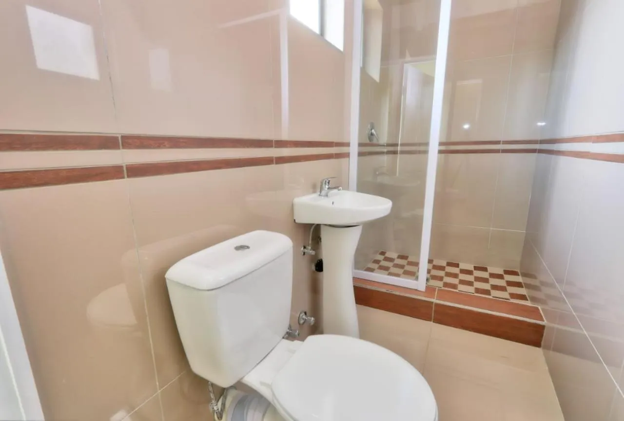 Shower in African Sun Lodge