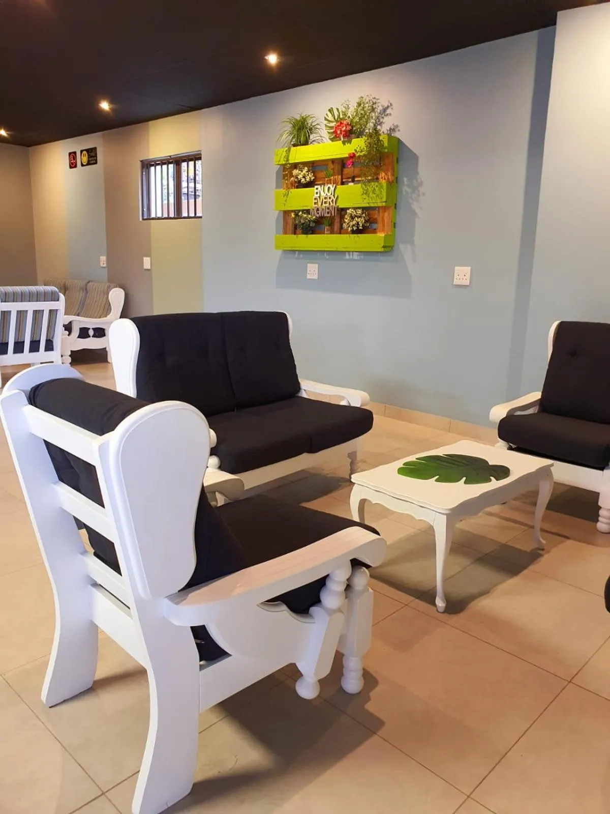 Lounge or bar in African Sun Lodge