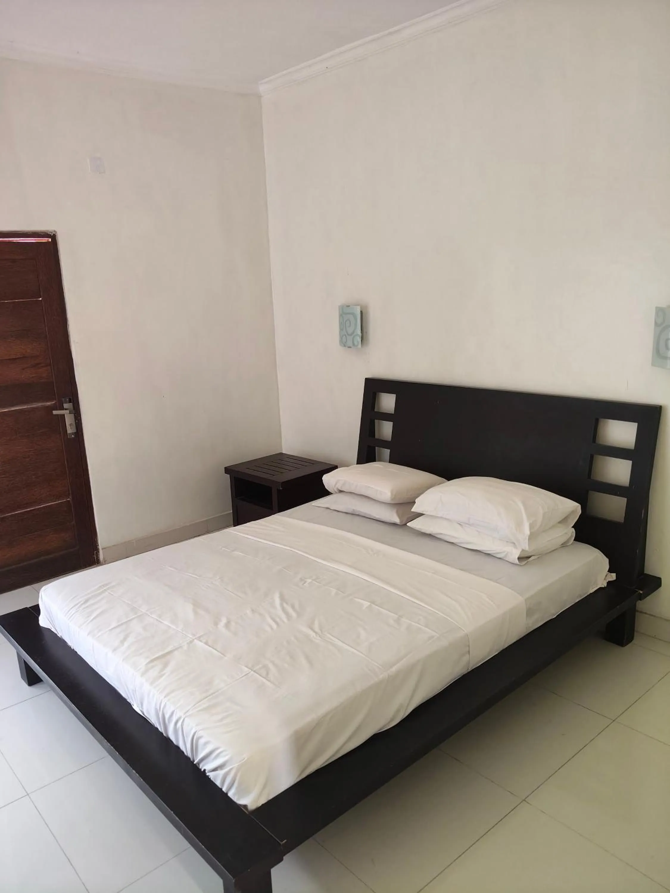 Bed in Hotel SeaSide lovina