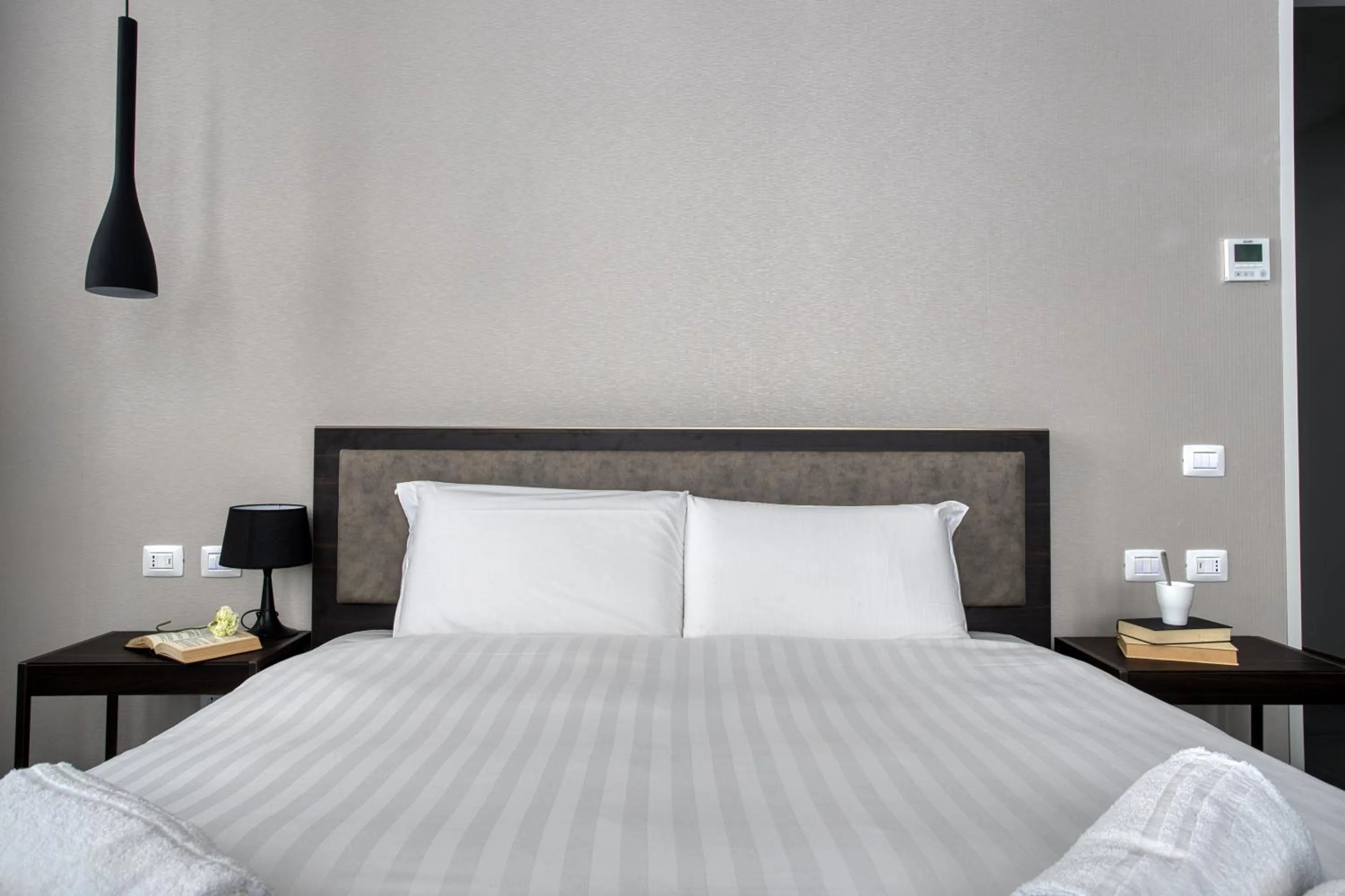 Bed in JOIVY Spadari