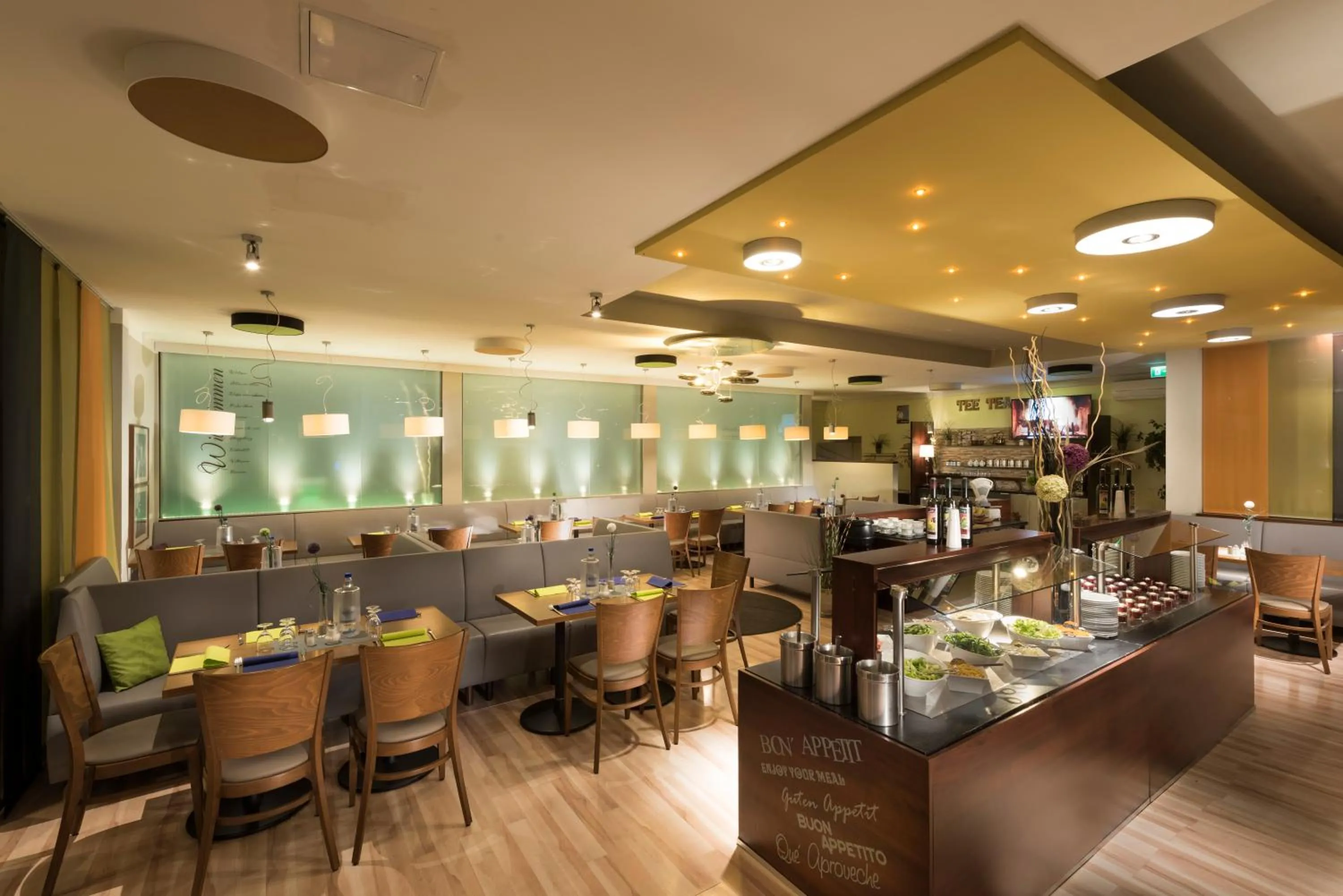 Buffet breakfast in Best Western Hotel Ambassador