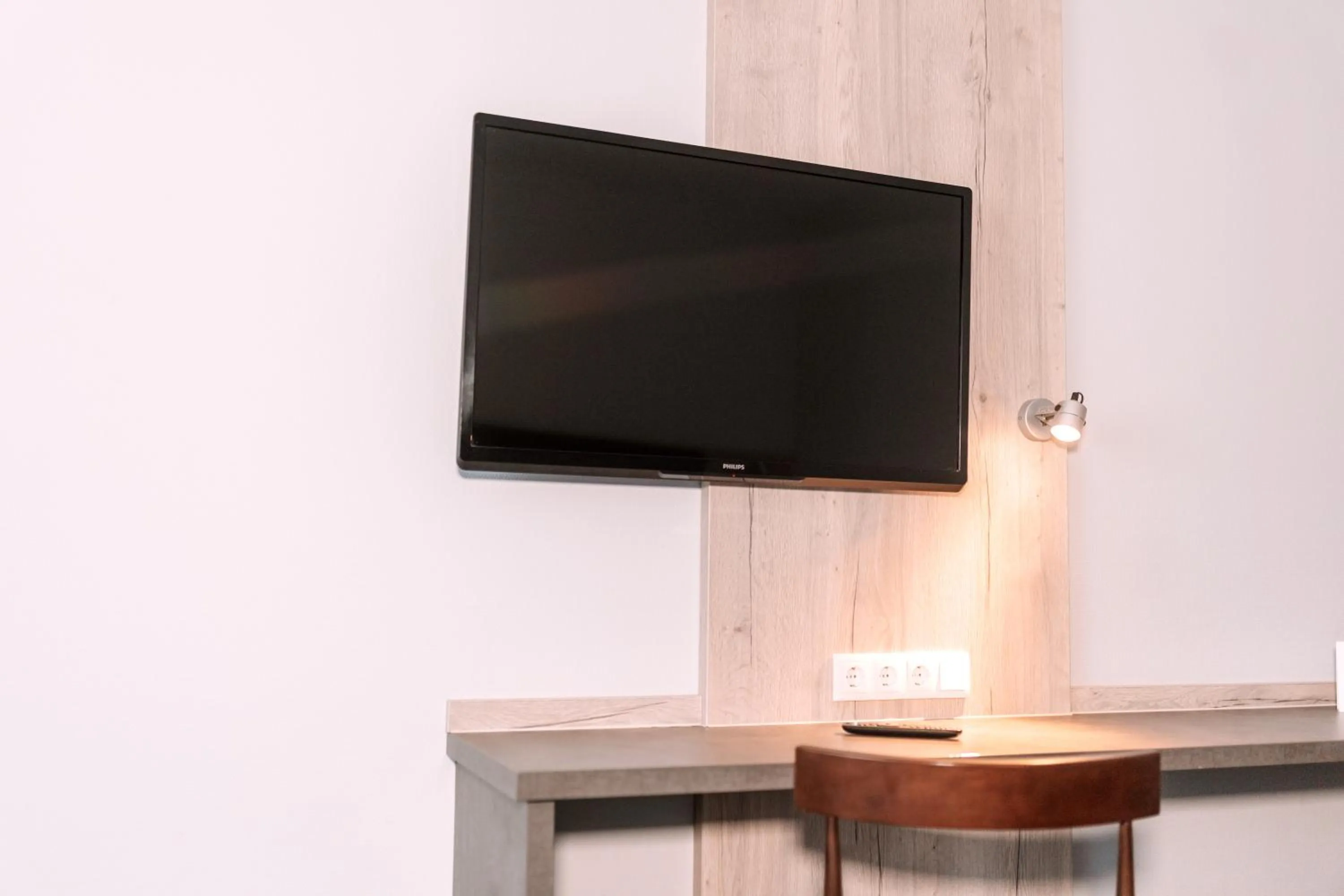 TV and multimedia in Best Western Hotel Ambassador