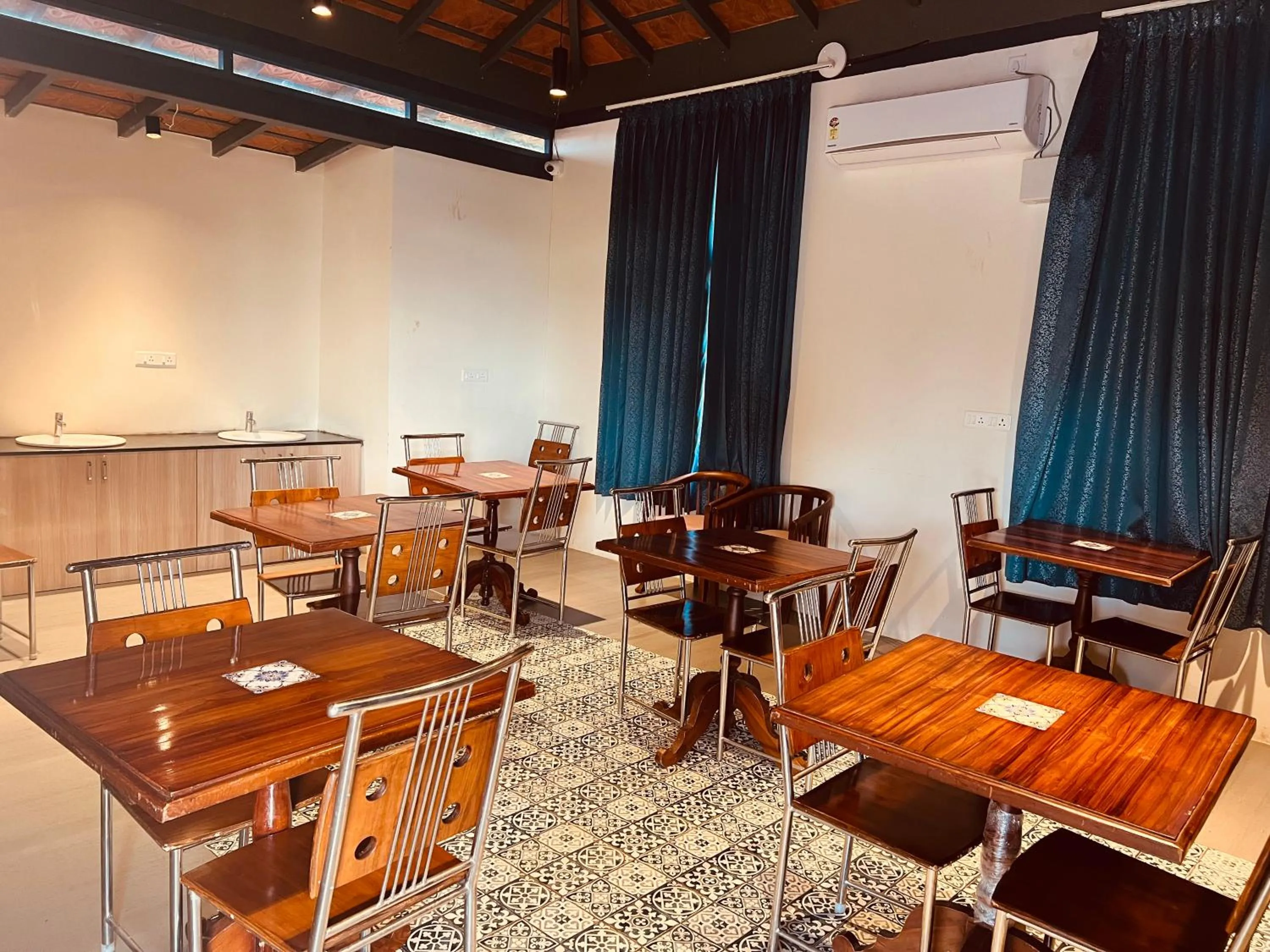 Restaurant/places to eat in Joe's Beach Shack - Beach resort, Ramanathapuram