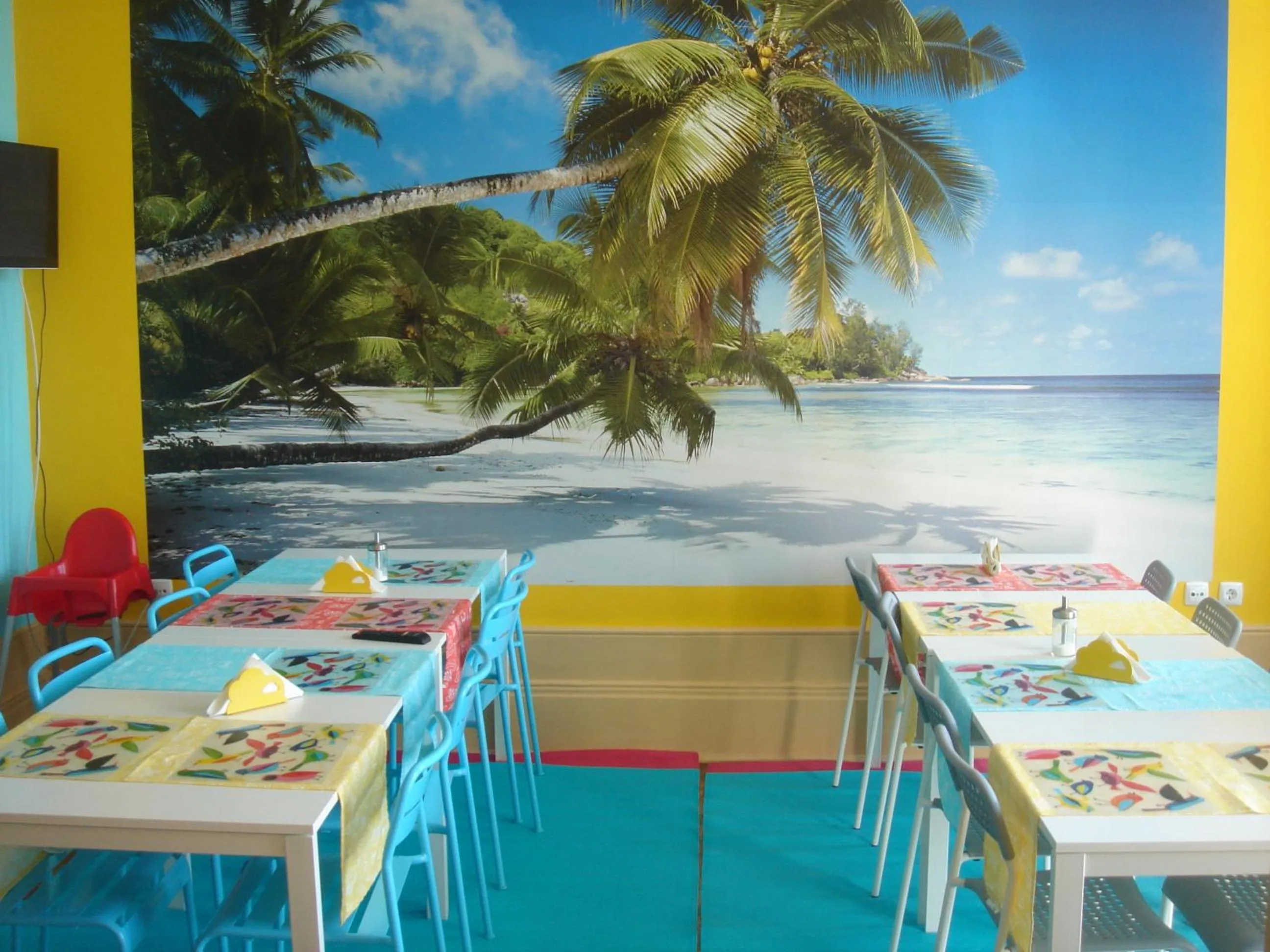 Dining area in CoolHostel