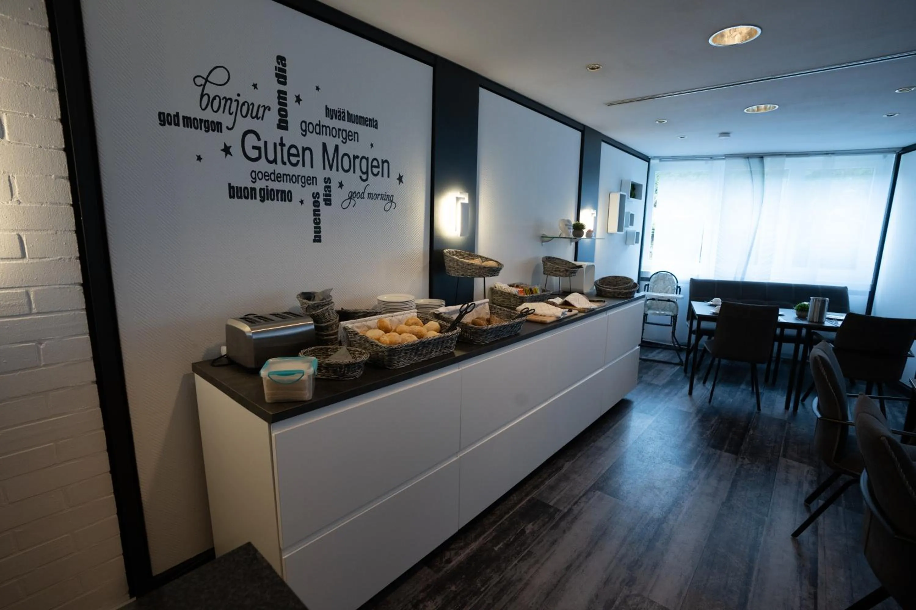 Breakfast in Hotel Grille