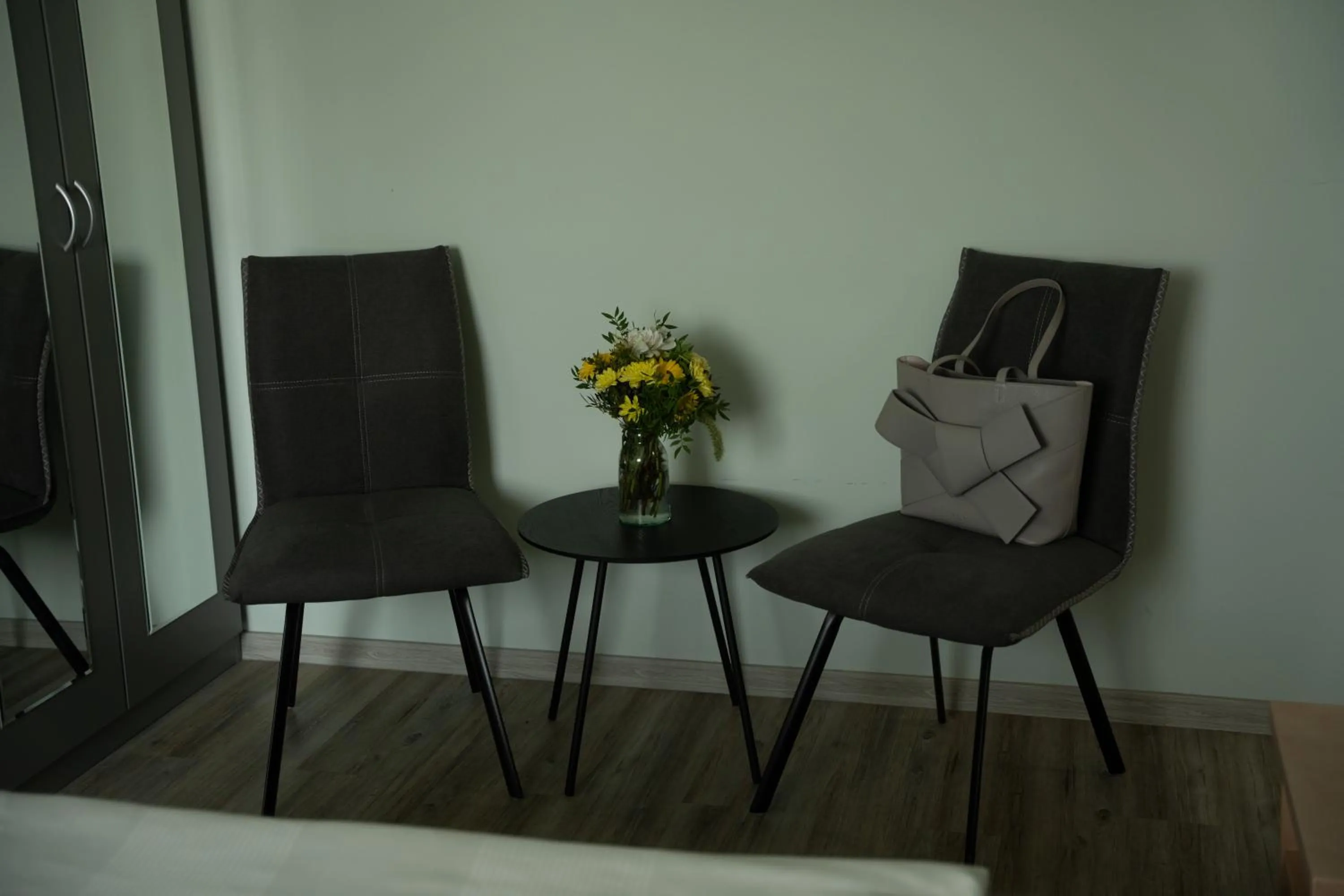 Photo of the whole room in Hotel Grille