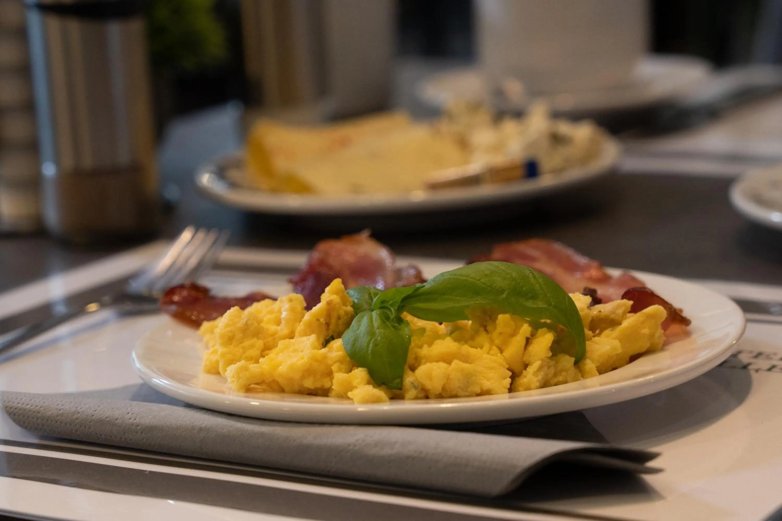 Breakfast in Hotel Grille