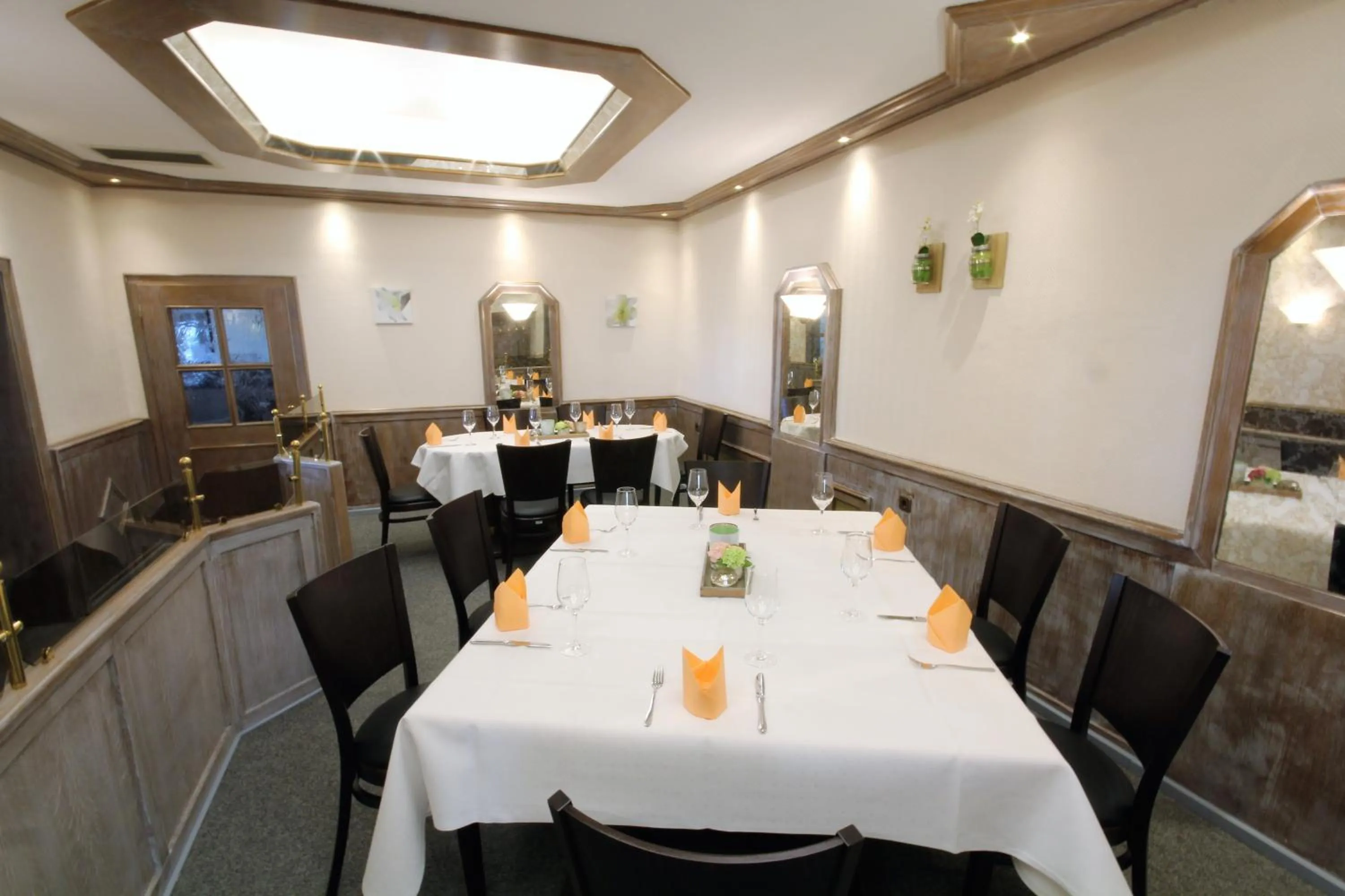 Restaurant/places to eat in Hotel Pfennigskrug