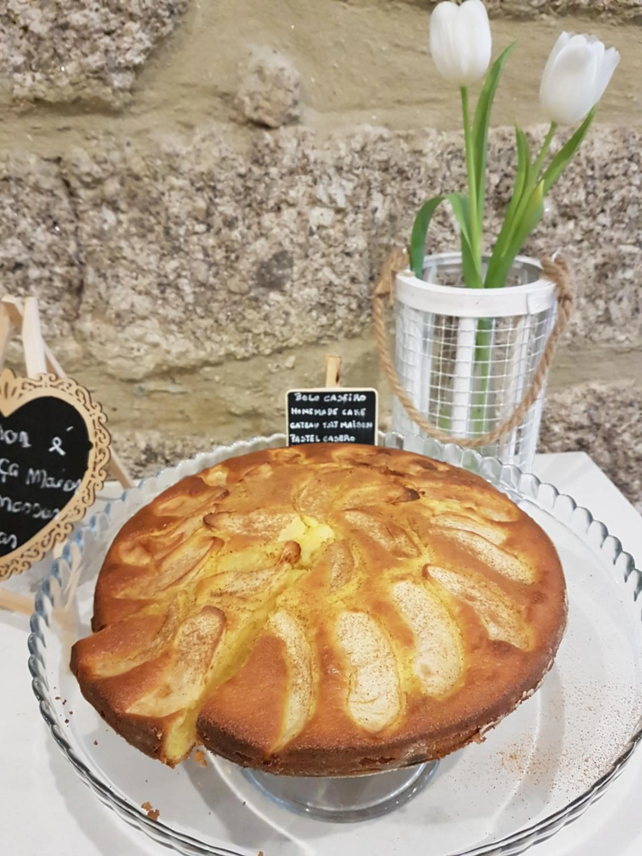 Buffet breakfast in Casa Valxisto