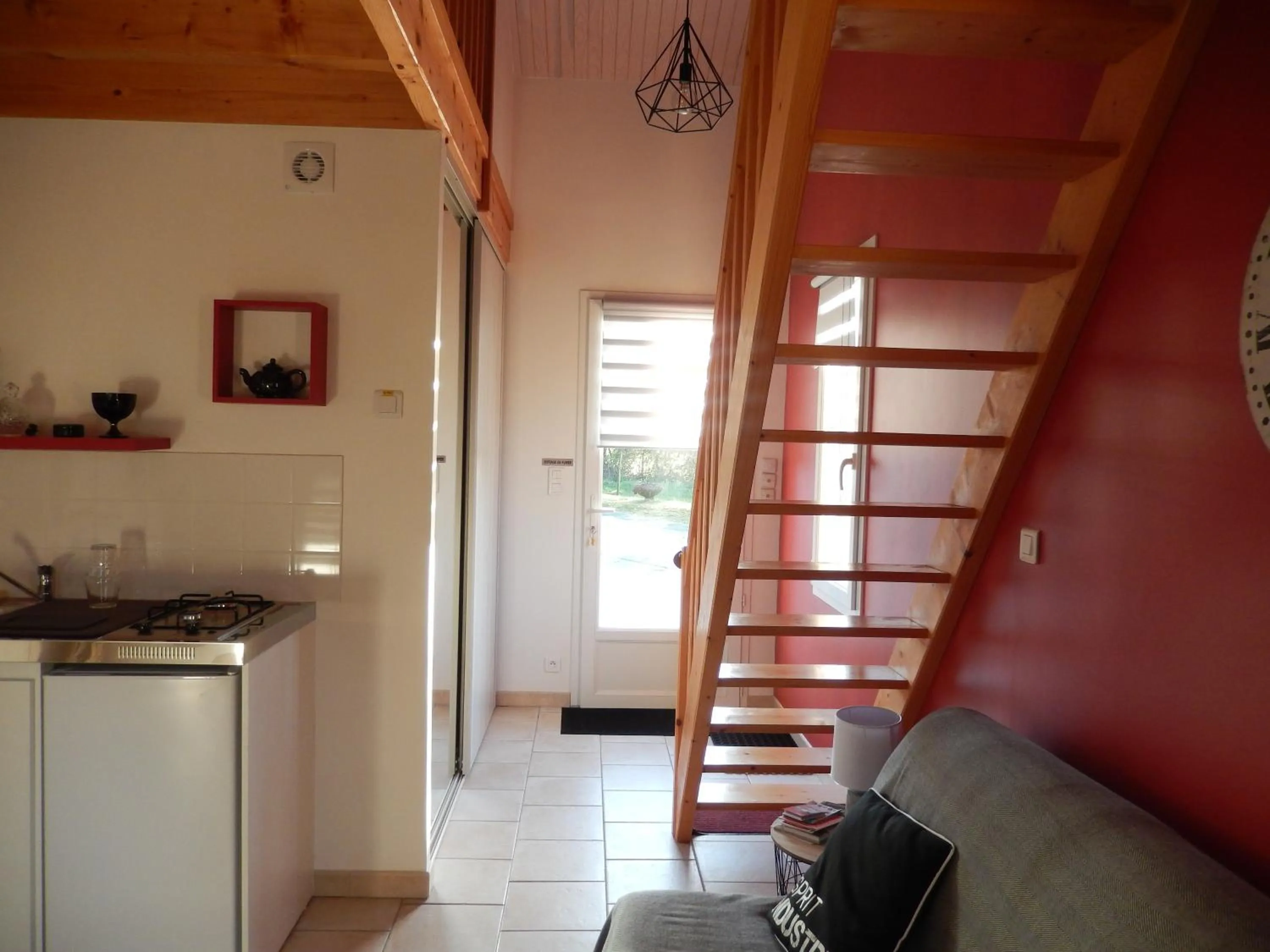 Property building in Studio Appart' Les jards