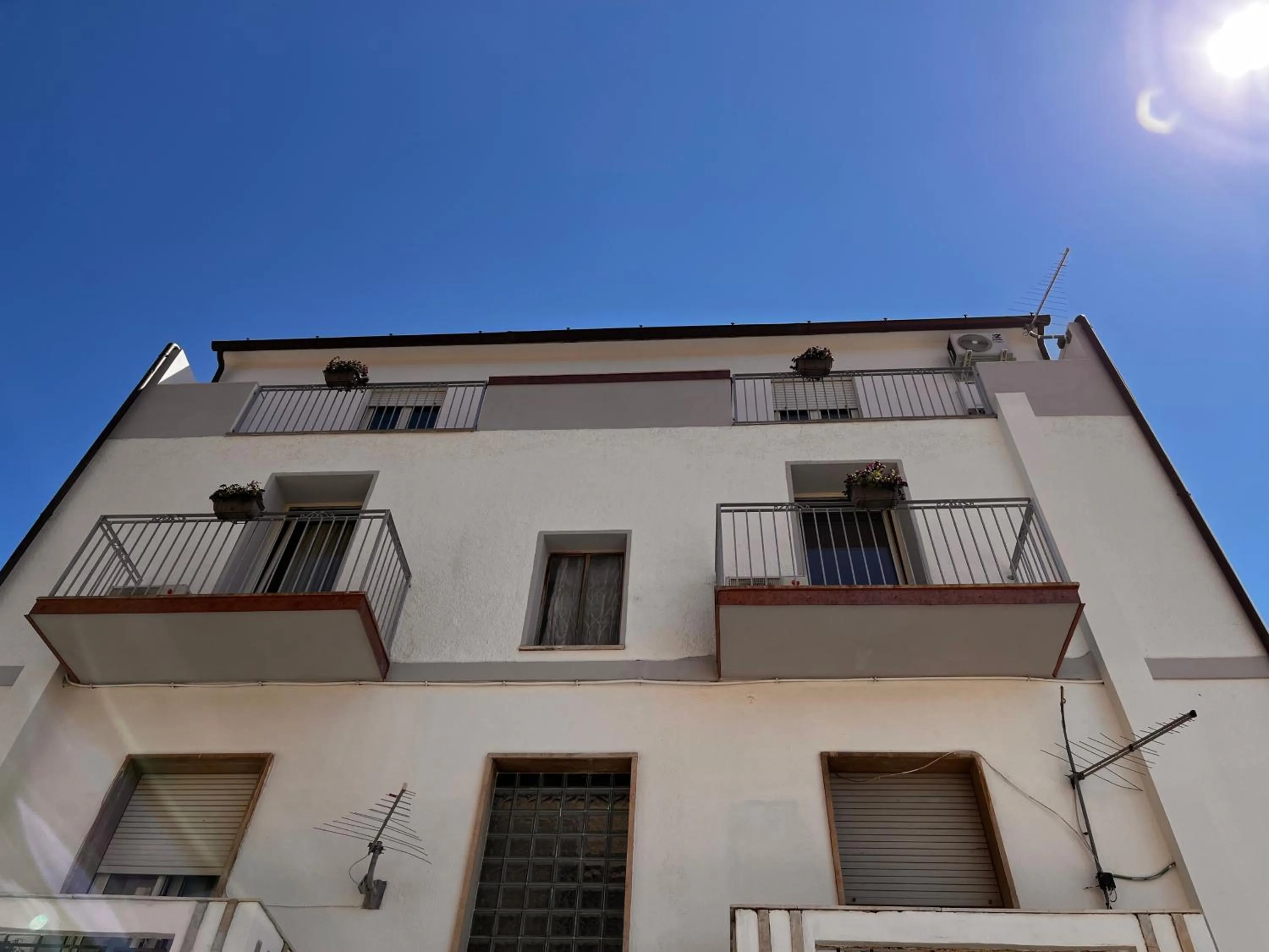 Property building in B&B Ebo'