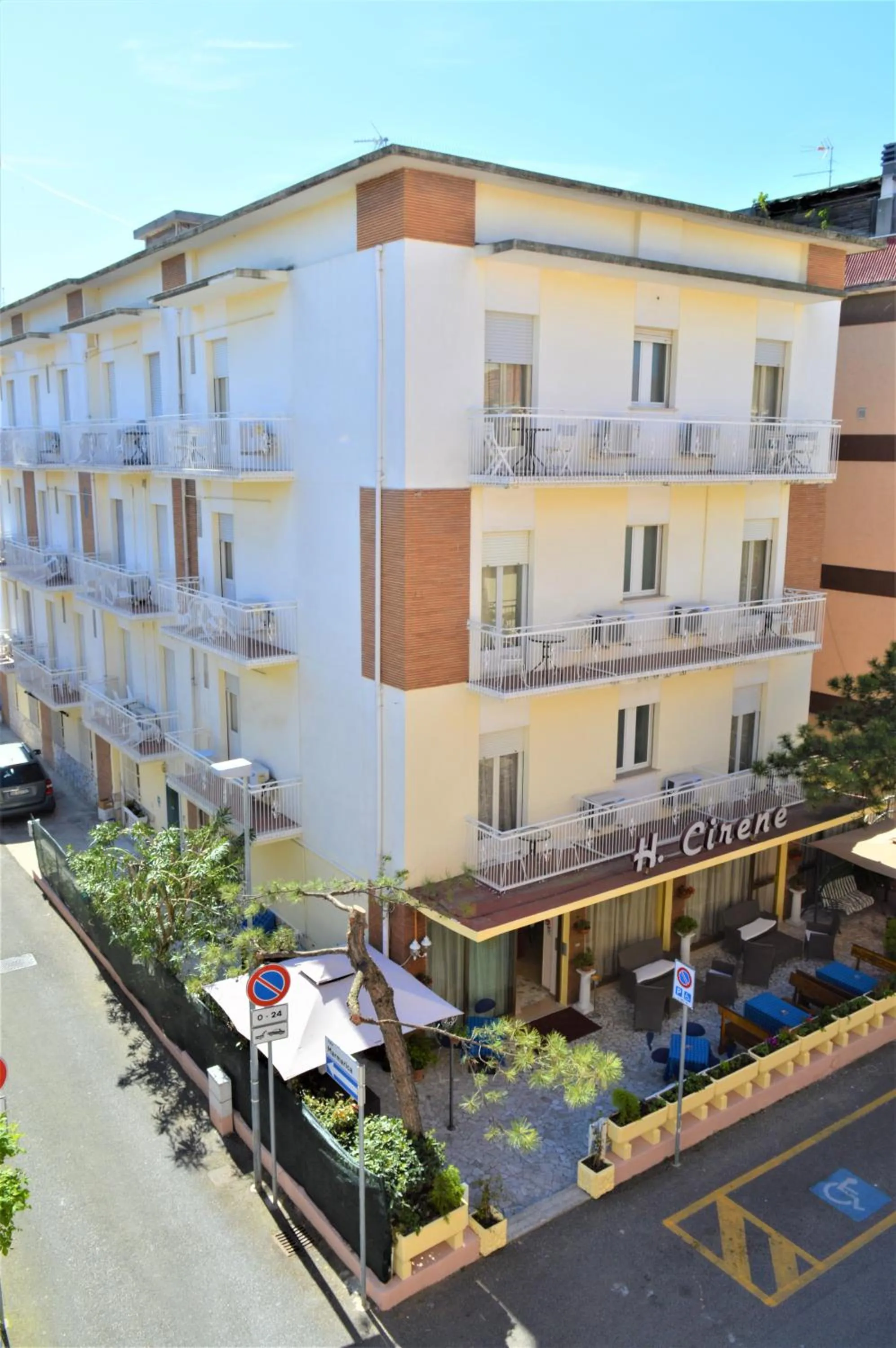 Property building in Hotel Cirene