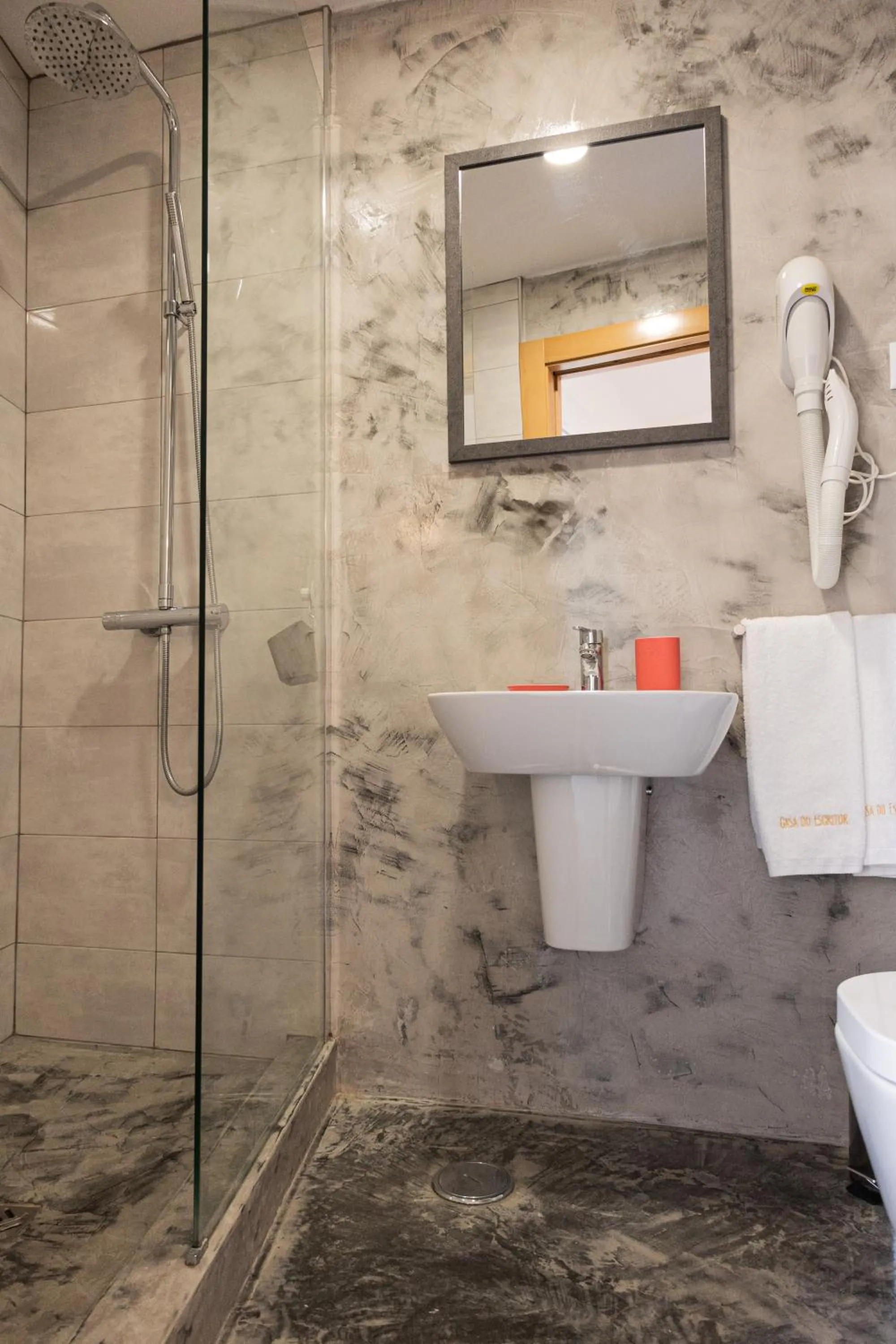 Shower in Vintage Guest House - Casa do Escritor