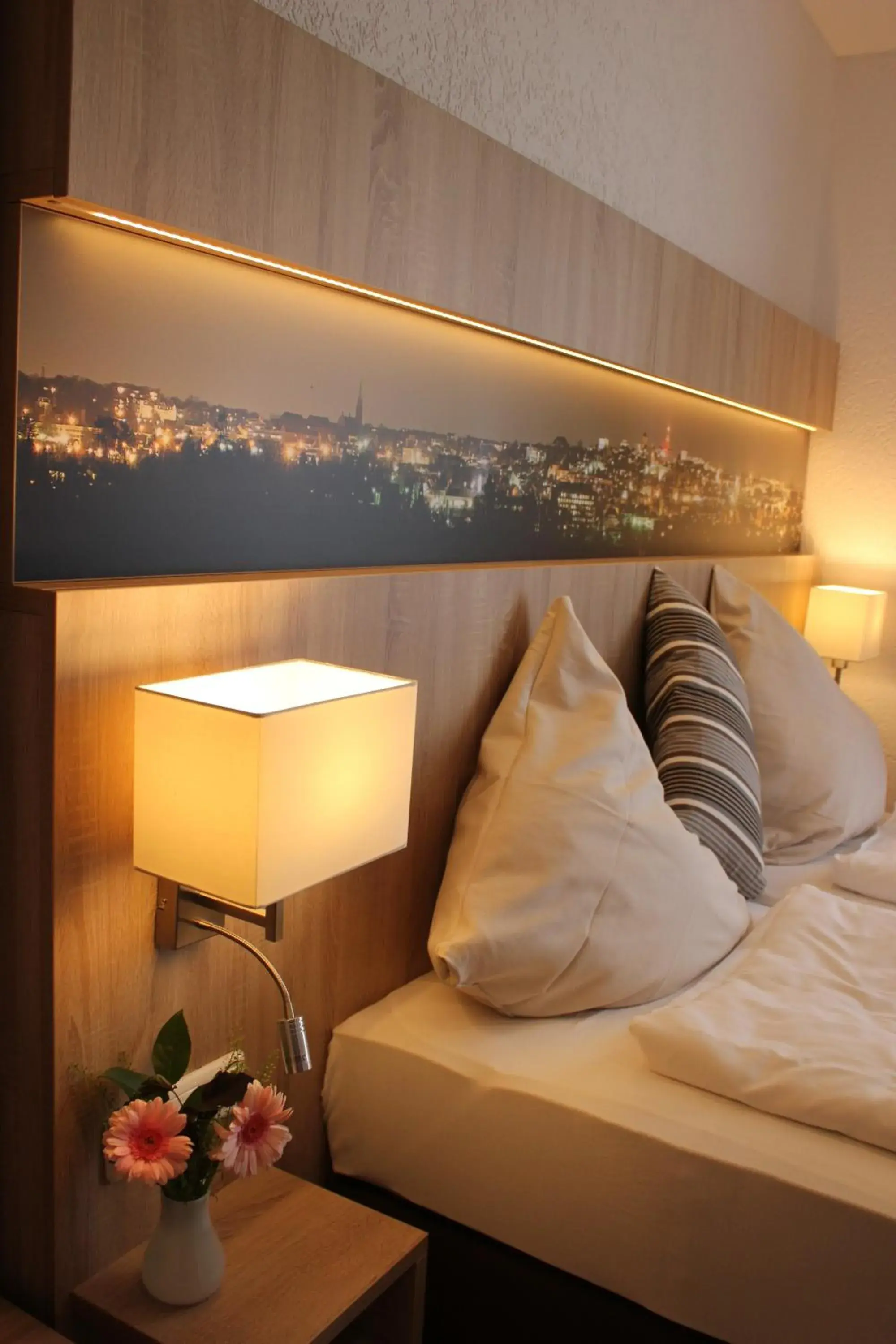 Double Room in Hotel Restaurant Kromberg Double Room in Hotel Restaurant Kromberg