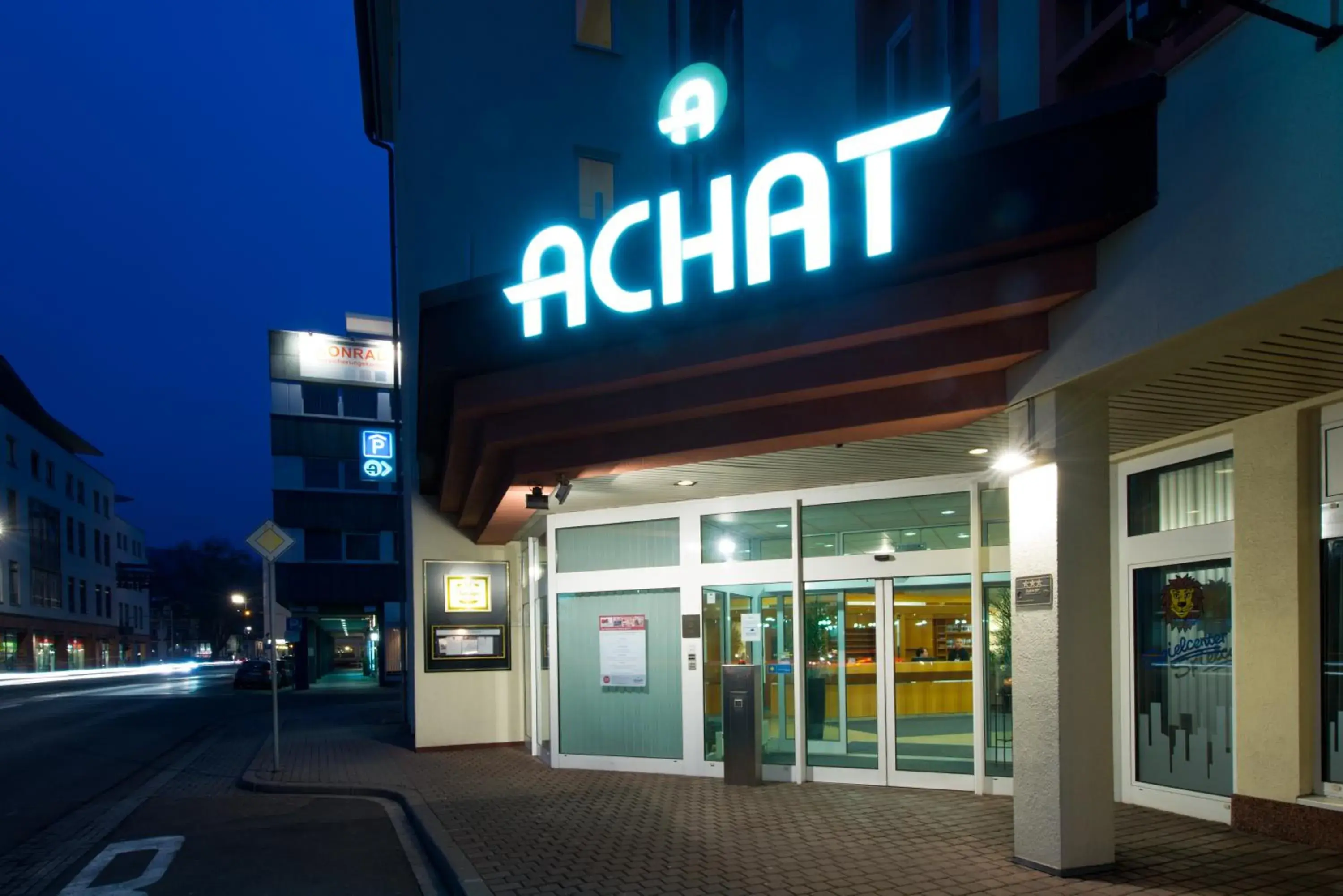 Facade/entrance in ACHAT Hotel Neustadt an der Weinstraße Facade/entrance in ACHAT Hotel Neustadt an der Weinstraße