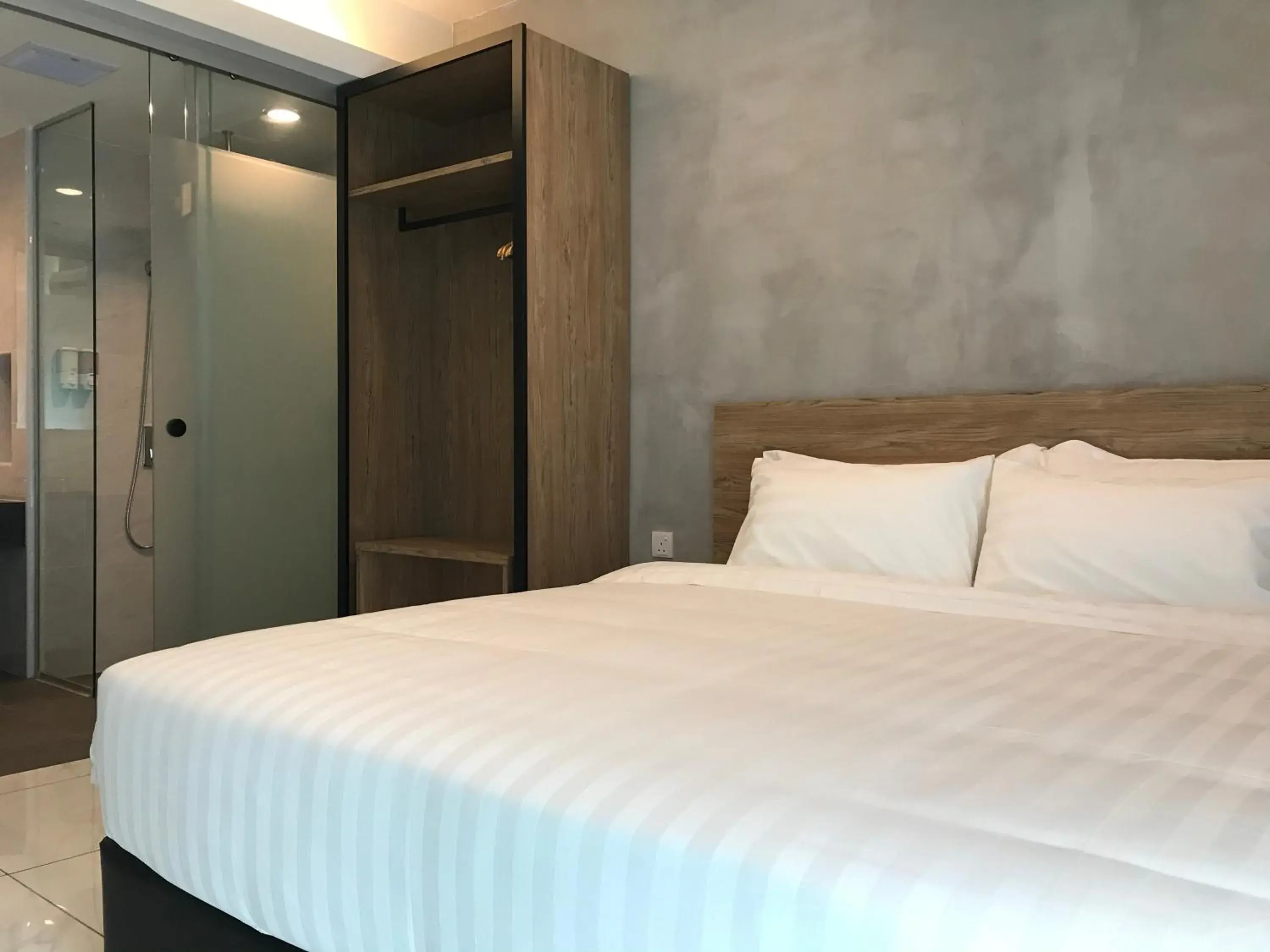 Deluxe King Room in Dandelion Inn Deluxe King Room in Dandelion Inn