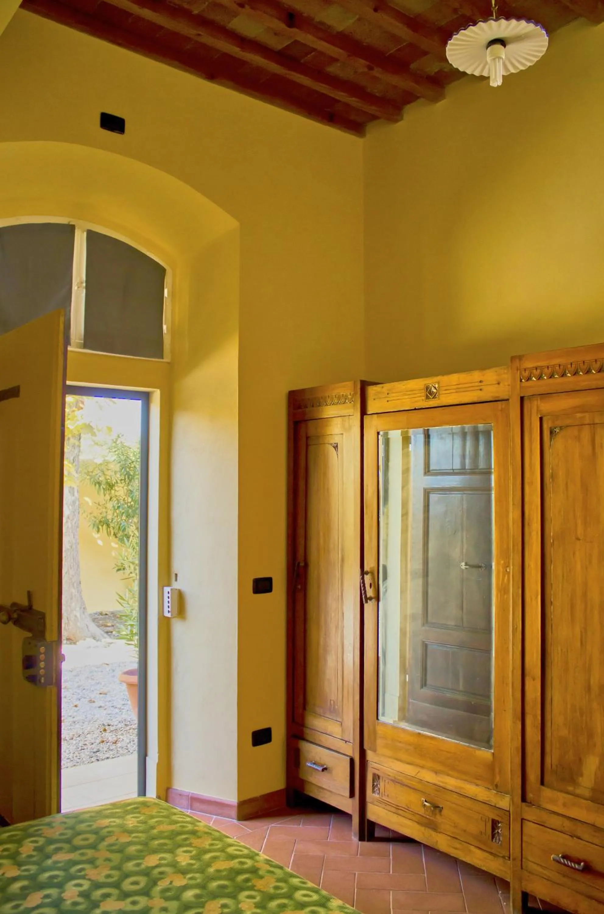 Facade/entrance, Bed in Villa Graziani