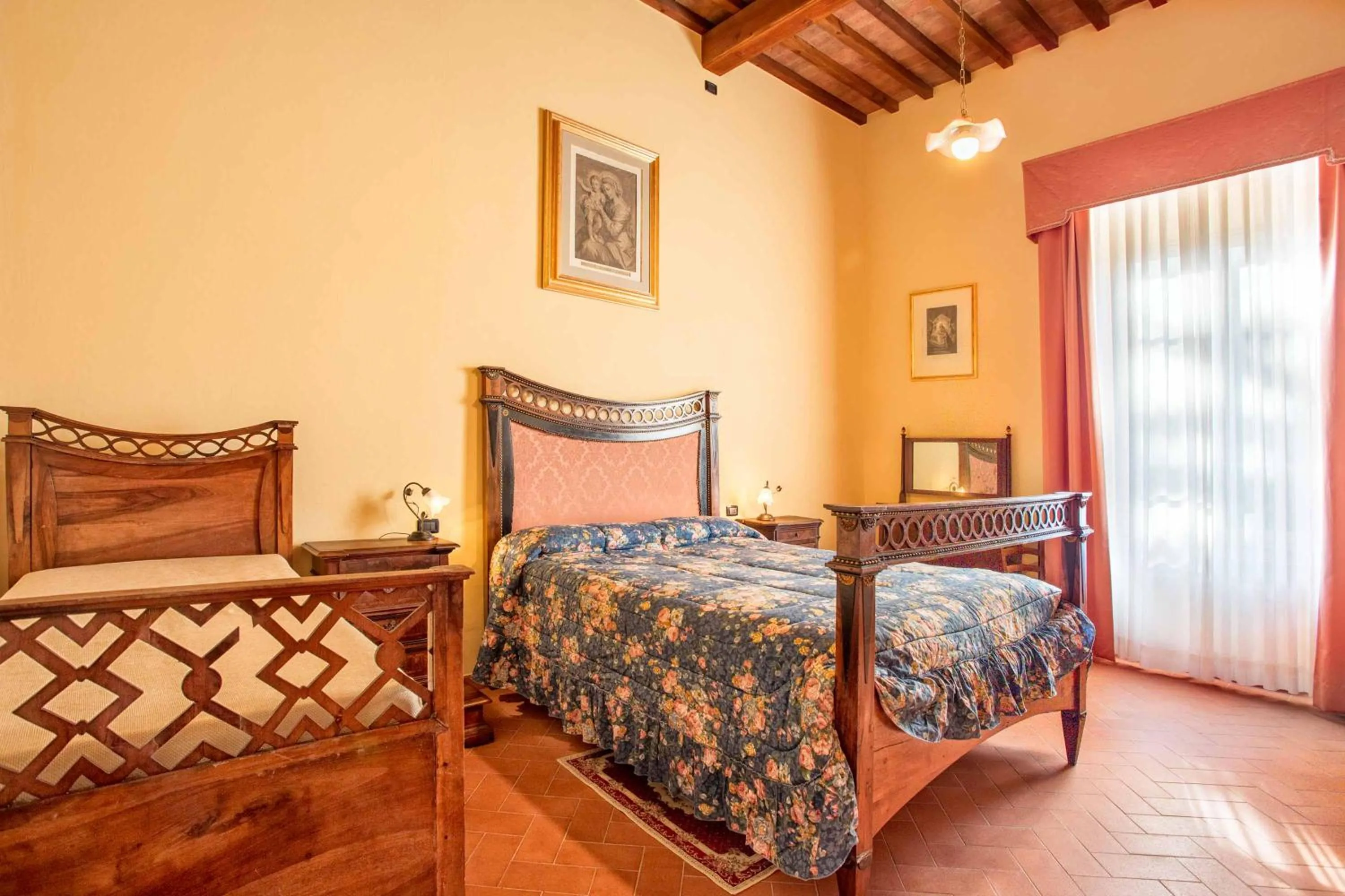 Bedroom, Bed in Villa Graziani