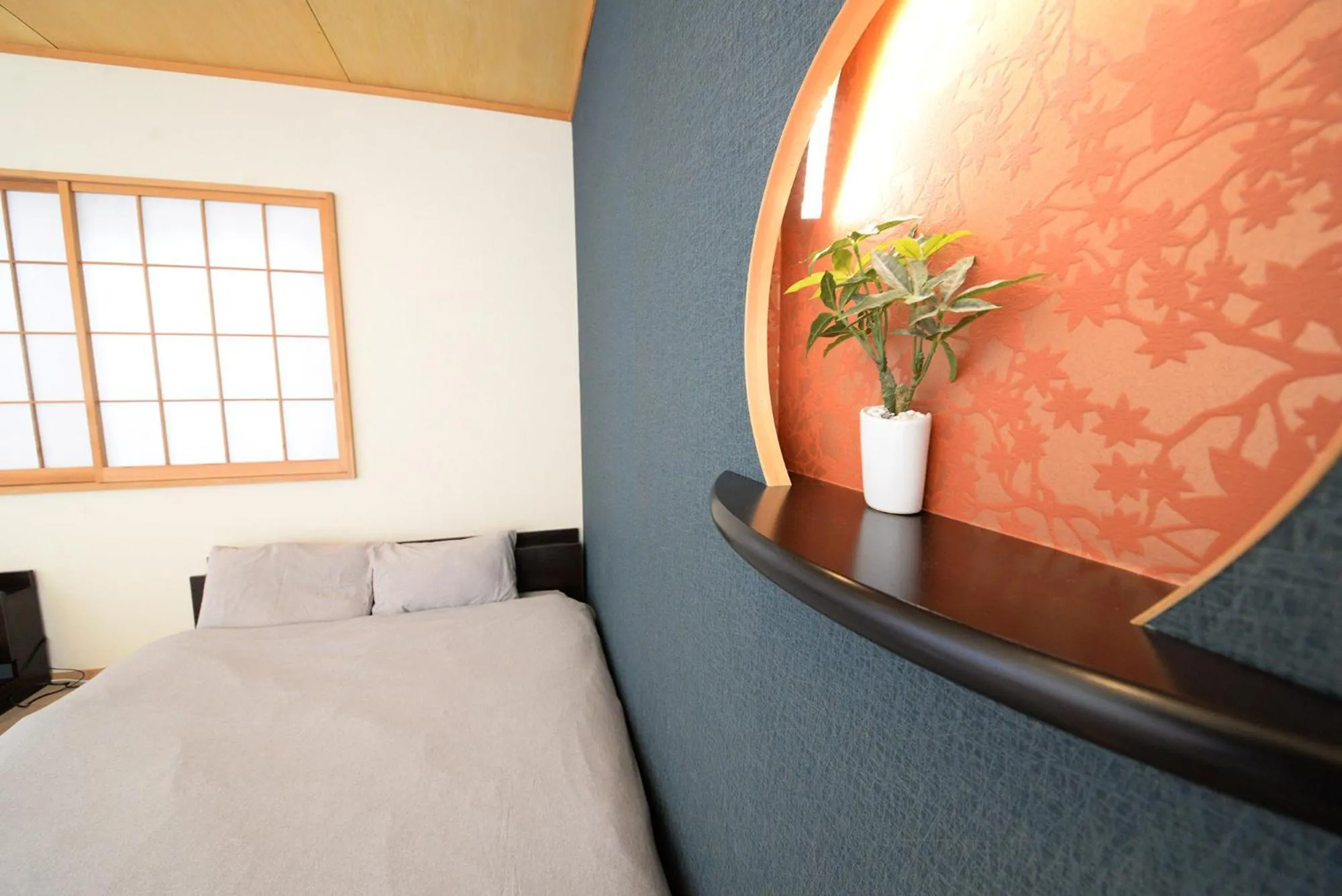 Bedroom, Bed in Wa no Kaede