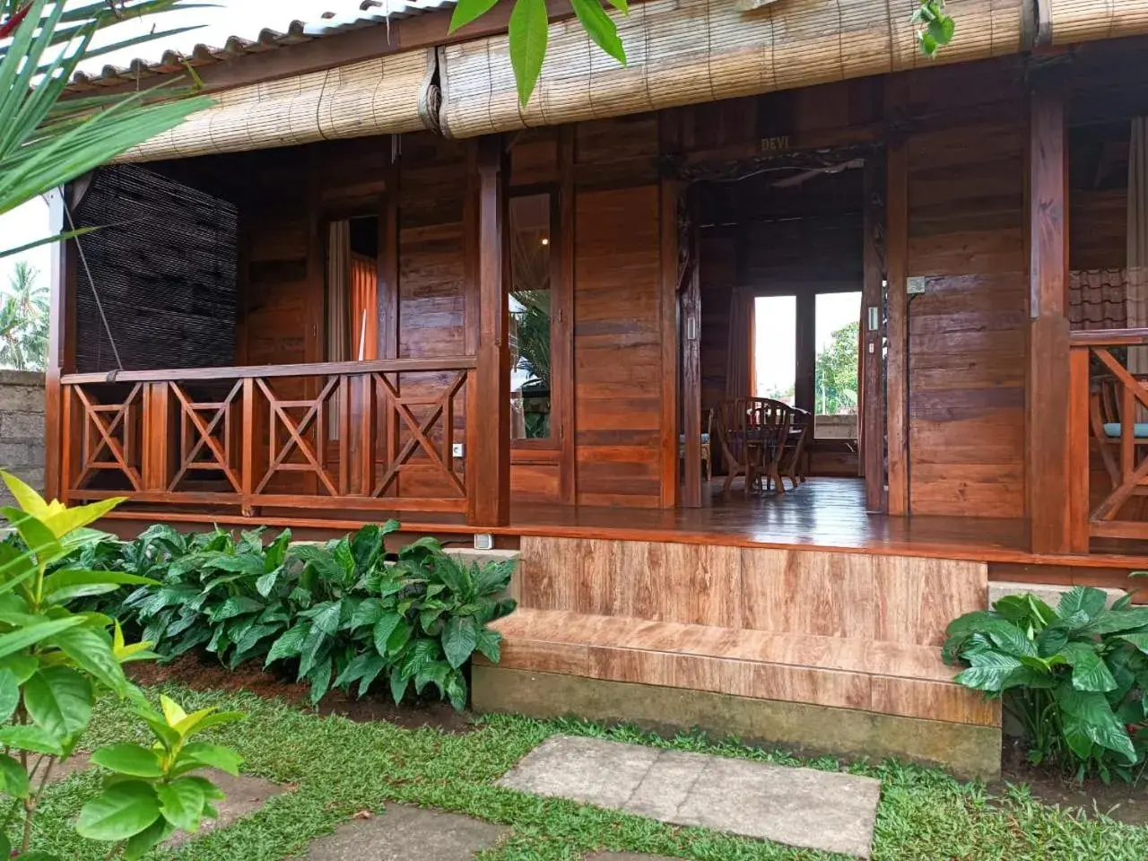 Property building in Shivananda Antique Villas by EPS Property building in Shivananda Antique Villas by EPS