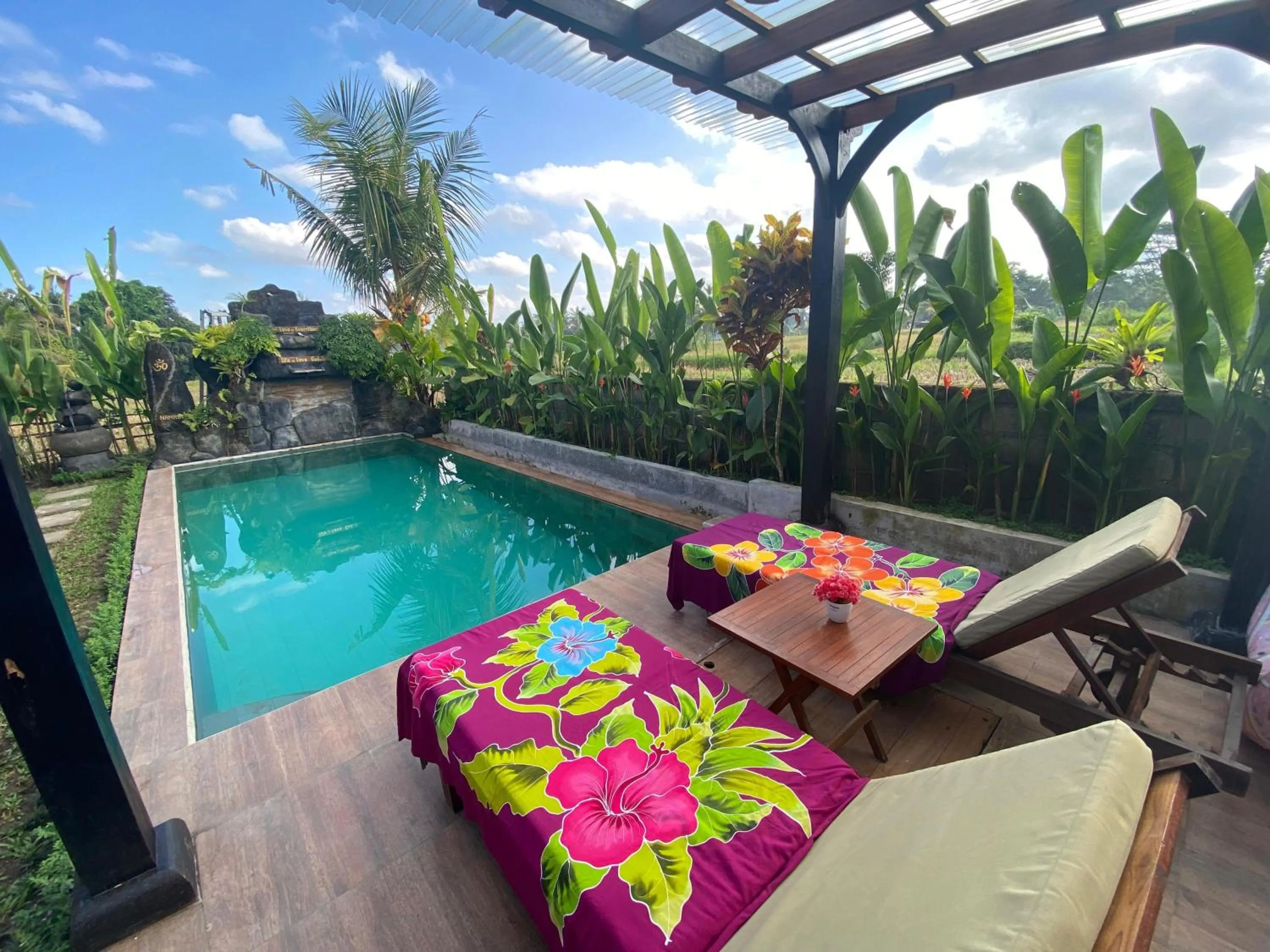 Garden in Shivananda Antique Villas by EPS