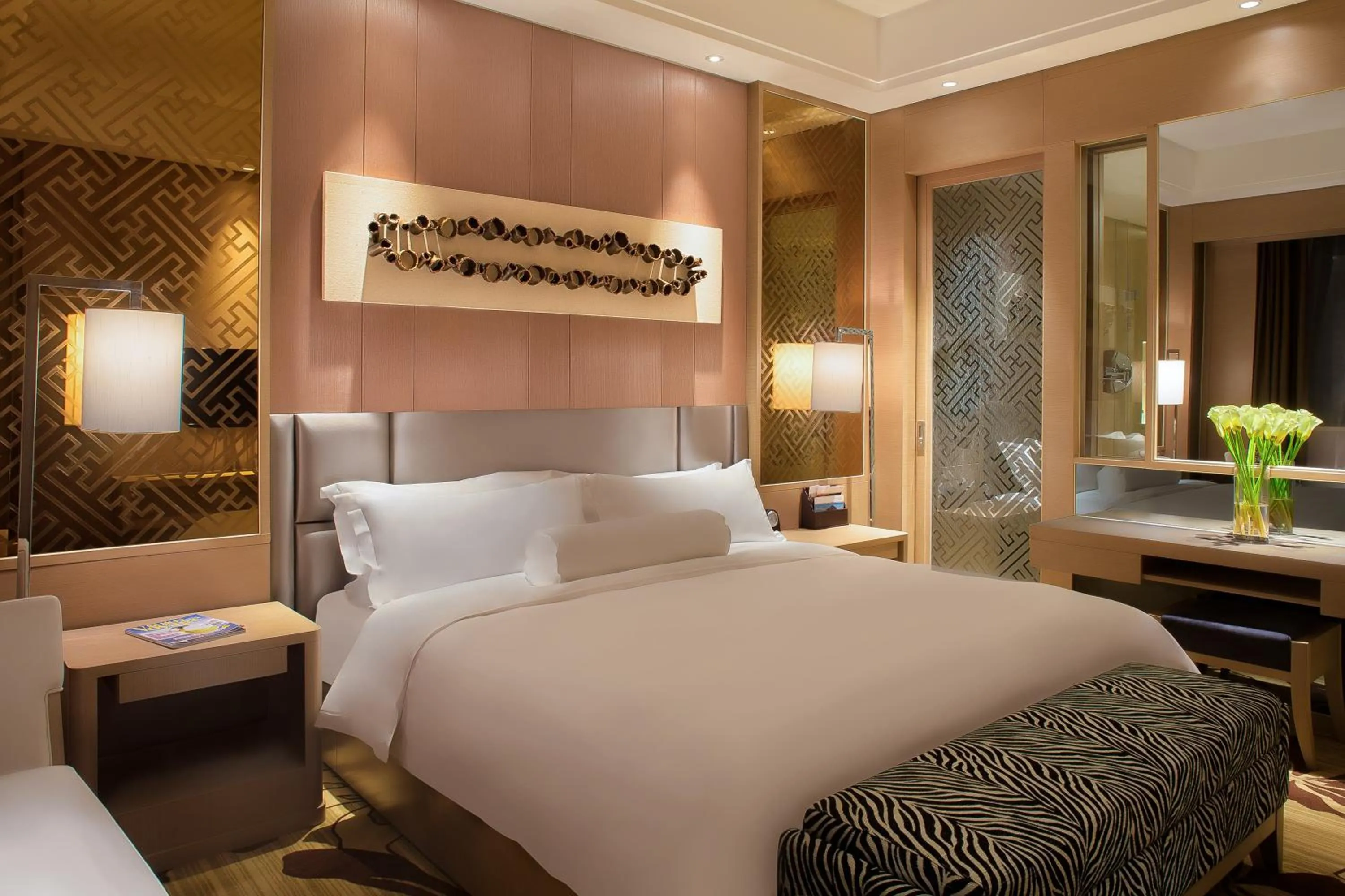 Bedroom, Bed in Movenpick Hotel Enshi