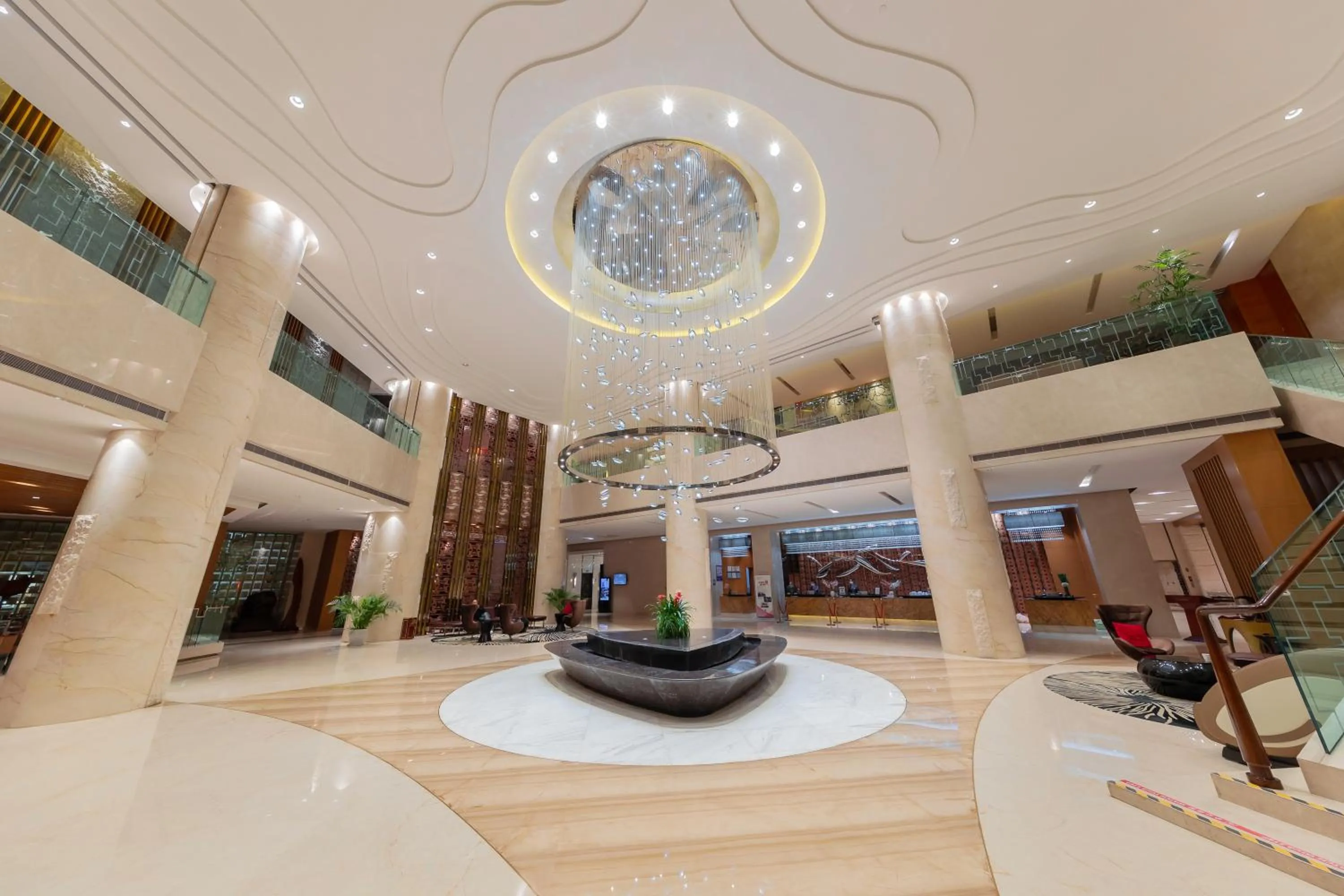 Lobby or reception in Movenpick Hotel Enshi