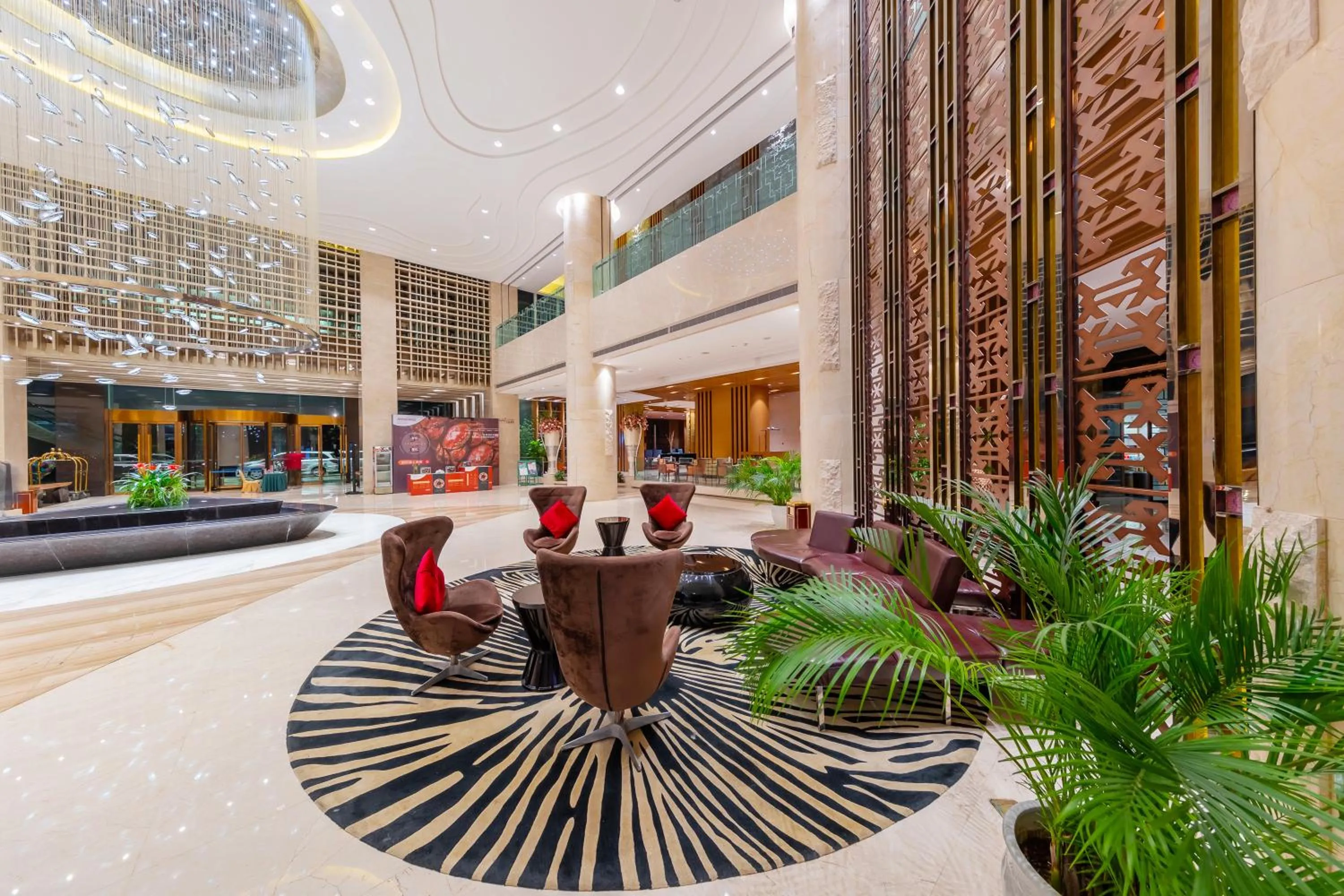 Lobby or reception in Movenpick Hotel Enshi